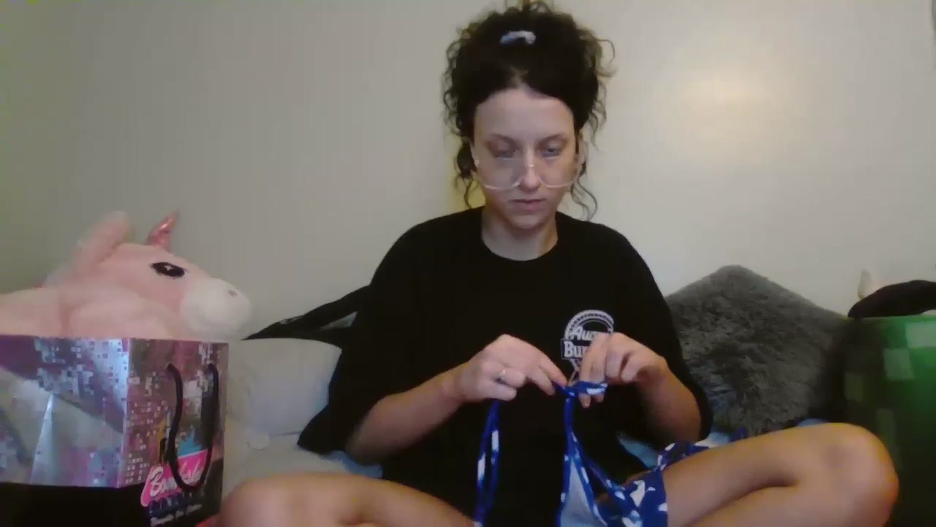 Gallery image thumbnail from Kittygames's myfreecams stream on, 05/13/2024, 10:16 image 18 of 20