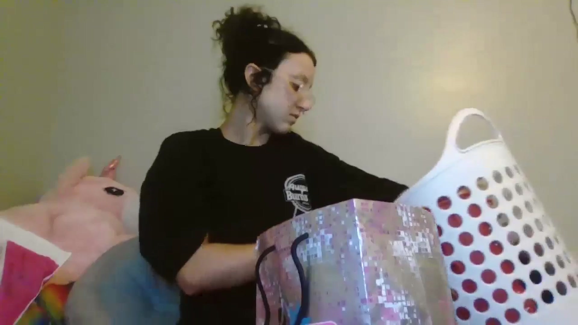 Gallery image thumbnail from Kittygames's myfreecams stream on, 05/13/2024, 10:16 image 15 of 20