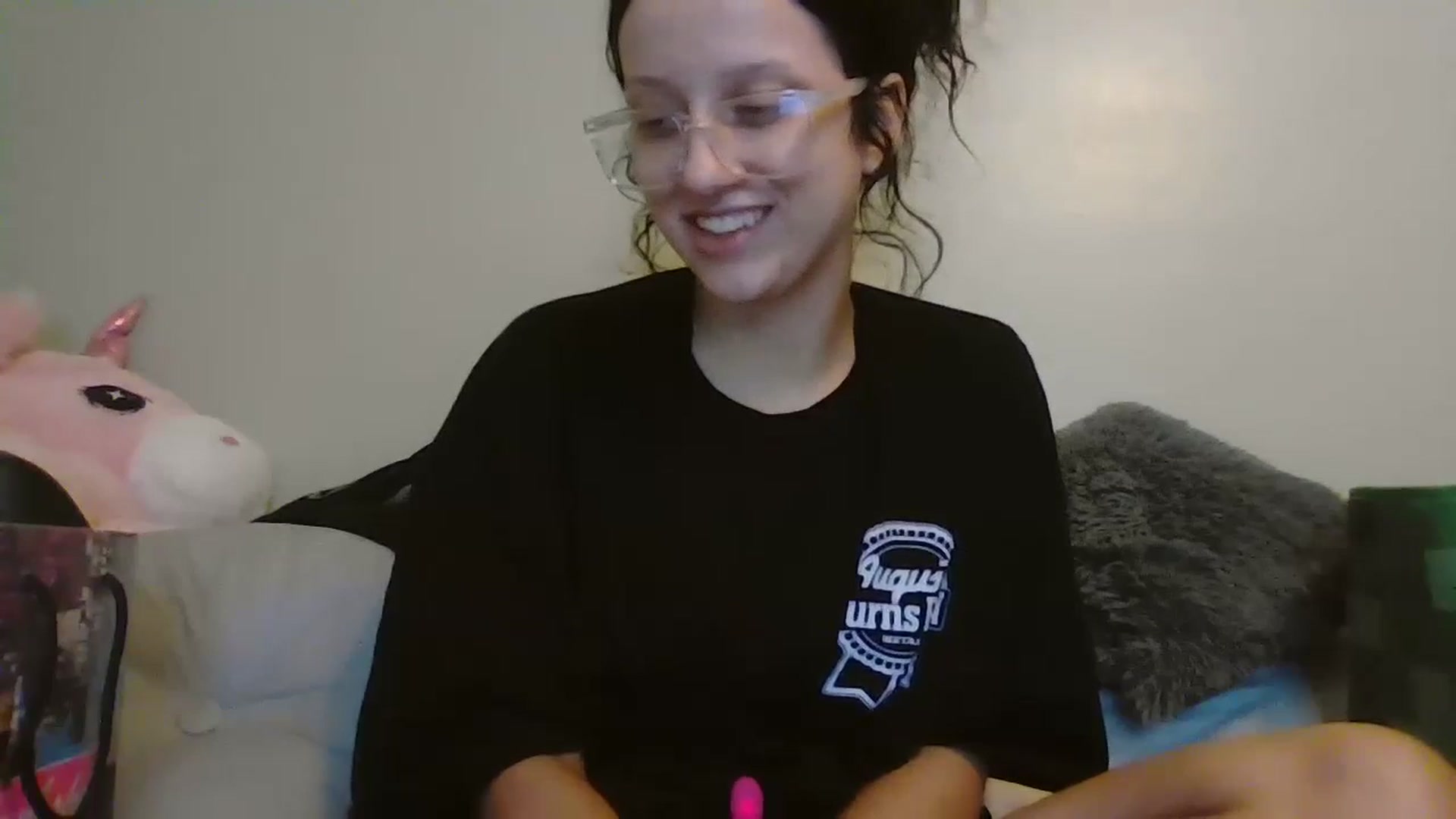 Gallery image thumbnail from Kittygames's myfreecams stream on, 05/13/2024, 10:43 image 7 of 20