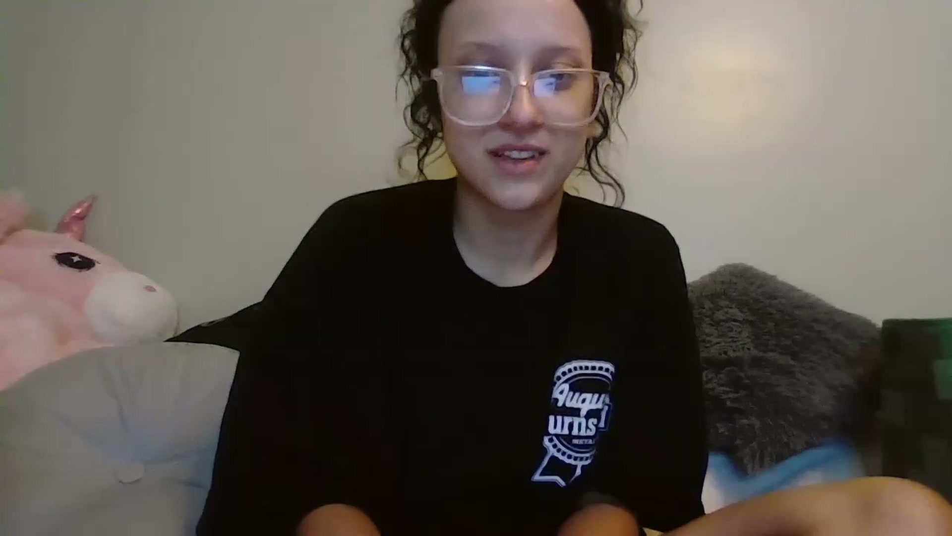 Gallery image thumbnail from Kittygames's myfreecams stream on, 05/13/2024, 10:43 image 8 of 20