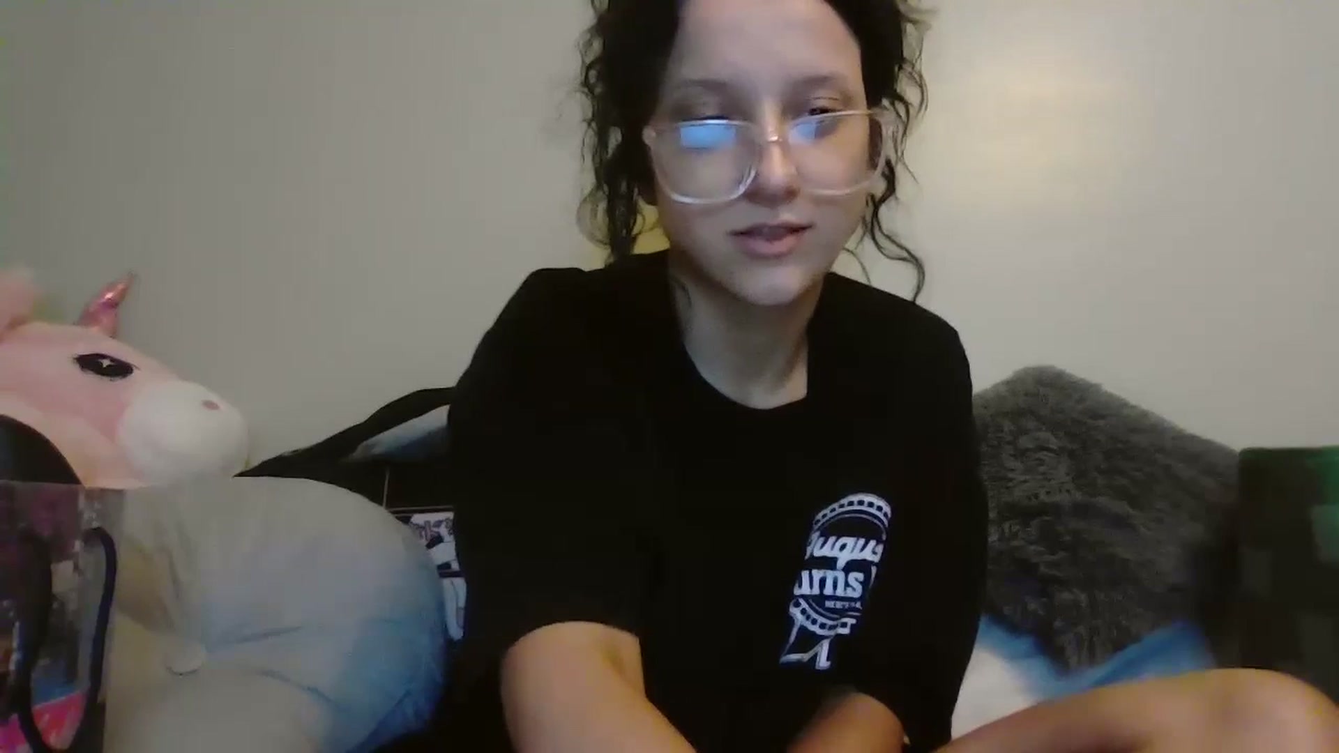Gallery image thumbnail from Kittygames's myfreecams stream on, 05/13/2024, 10:43 image 3 of 20