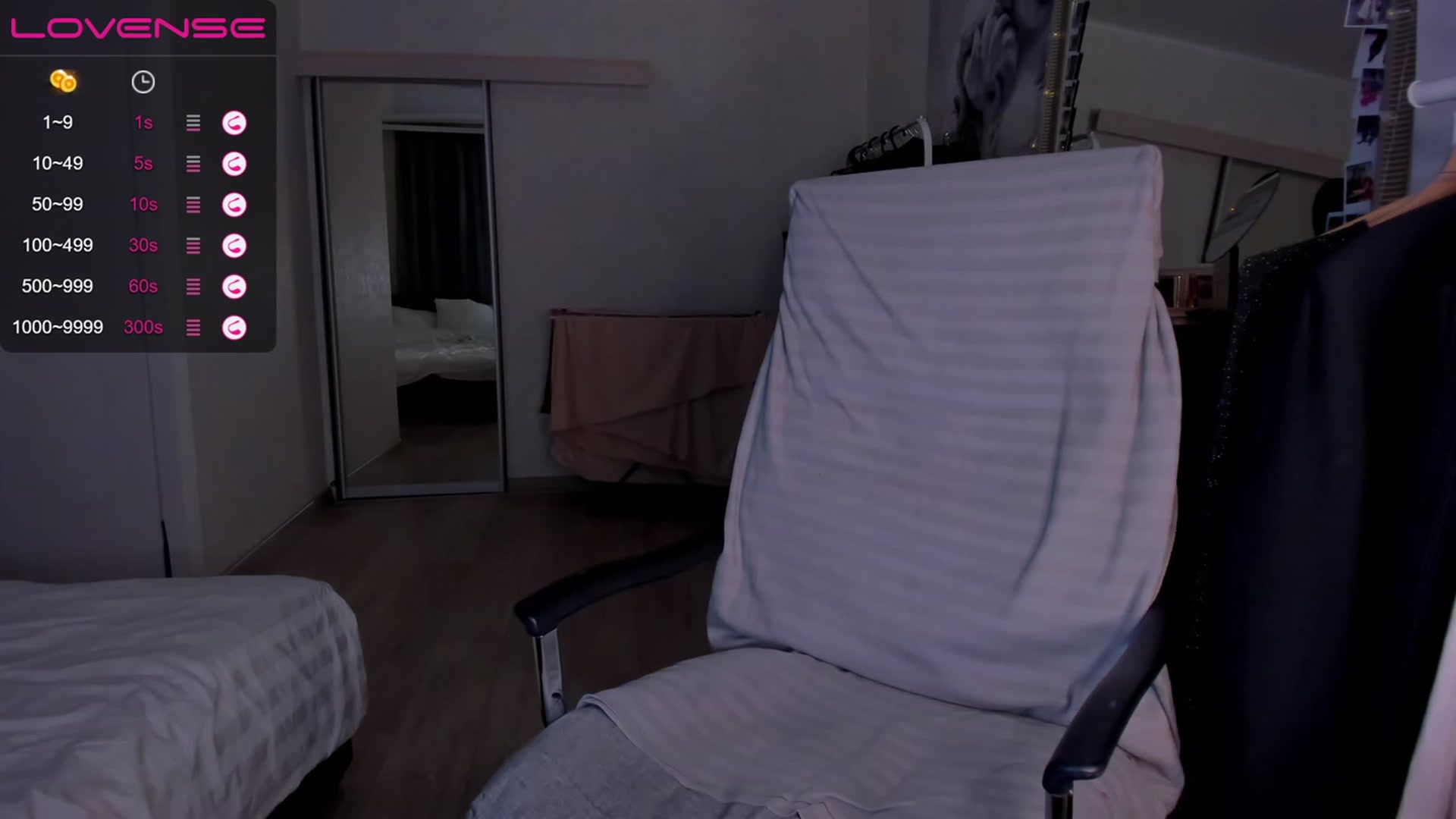 Gallery image thumbnail from Kittygirl18's myfreecams stream on, 11/19/2022, 20:43 image 14 of 20