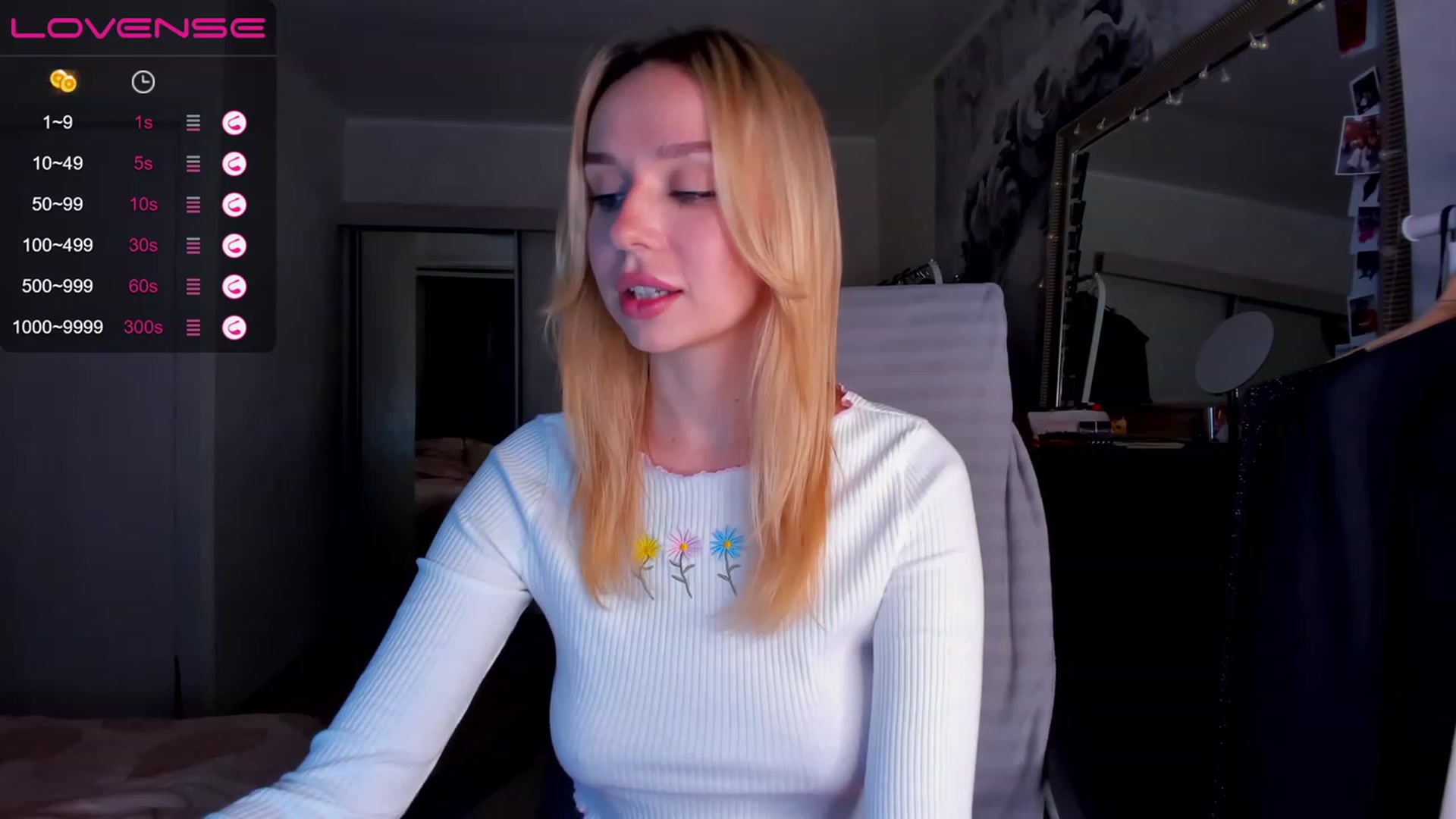Gallery image thumbnail from Kittygirl18's myfreecams stream on, 11/20/2022, 21:12 image 13 of 20
