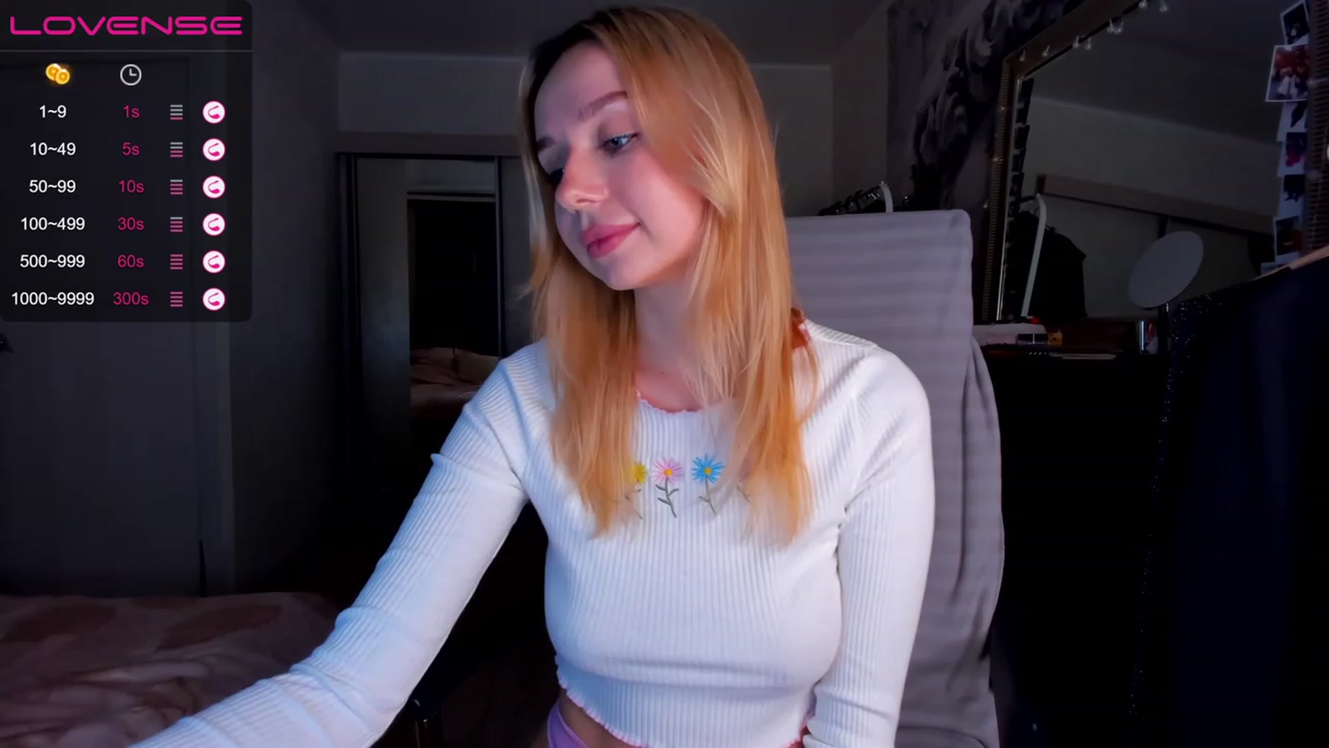 Gallery image thumbnail from Kittygirl18's myfreecams stream on, 11/20/2022, 21:41 image 12 of 20