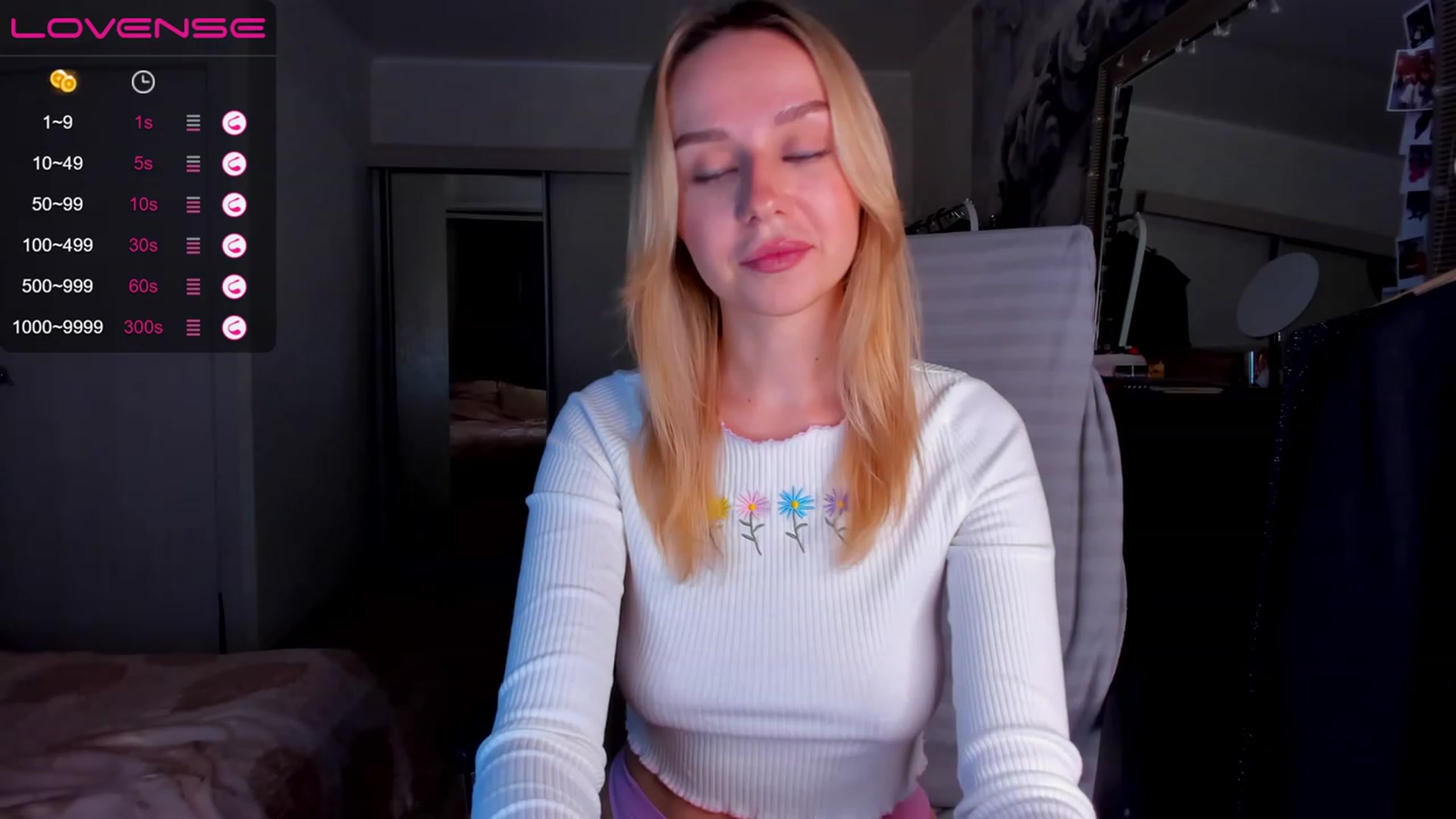 Gallery image thumbnail from Kittygirl18's myfreecams stream on, 11/20/2022, 21:41 image 14 of 20