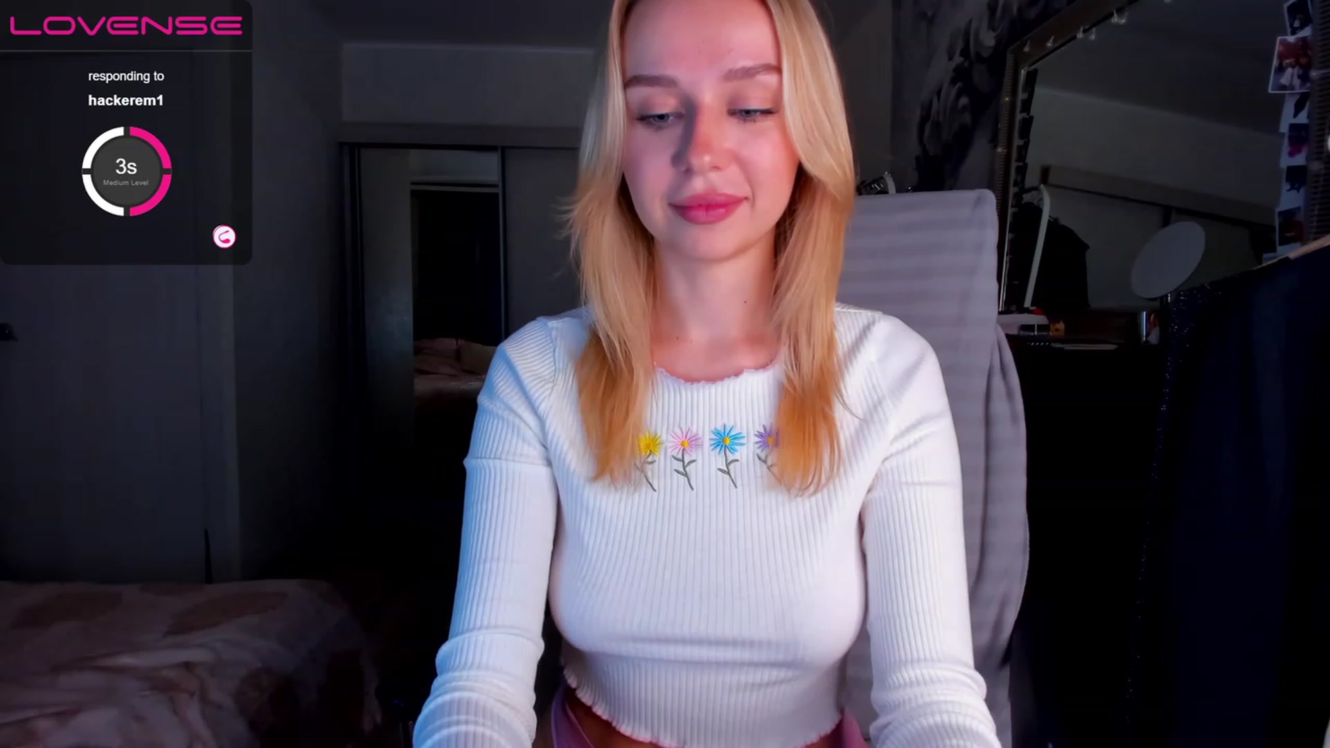Gallery image thumbnail from Kittygirl18's myfreecams stream on, 11/20/2022, 21:41 image 7 of 20