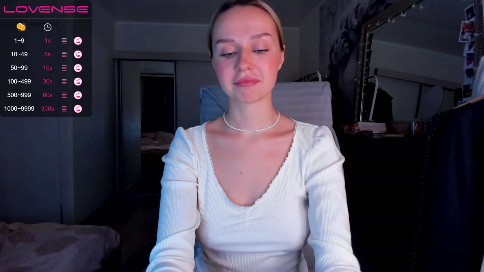 Gallery image thumbnail from Kittygirl18's myfreecams stream on, 11/21/2022, 20:12 image 9 of 20