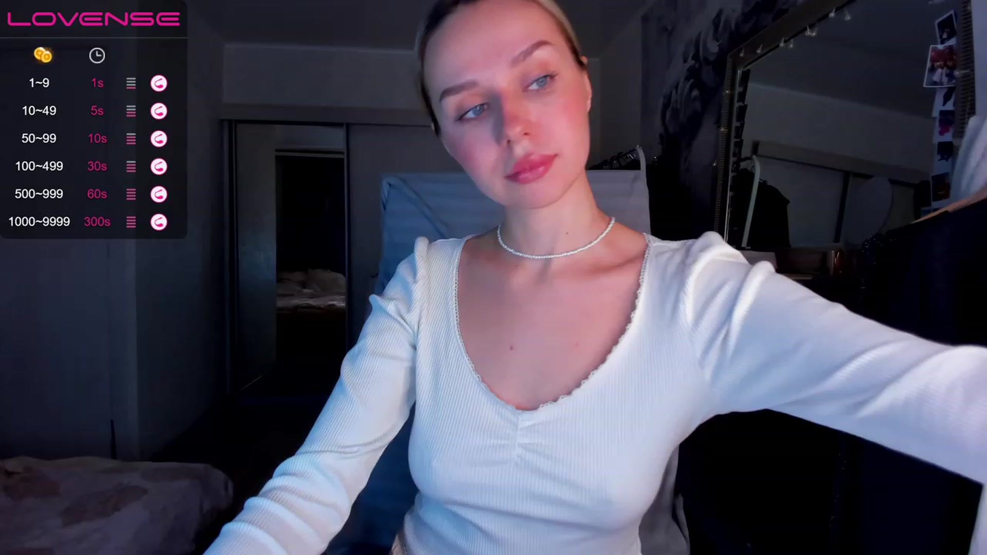 Gallery image thumbnail from Kittygirl18's myfreecams stream on, 11/21/2022, 20:12 image 5 of 20