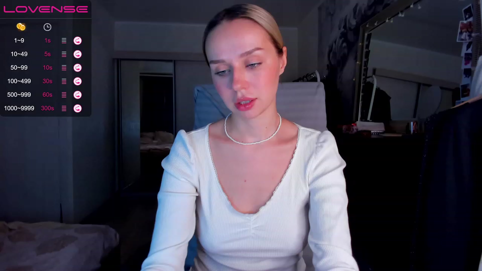 Gallery image thumbnail from Kittygirl18's myfreecams stream on, 11/21/2022, 20:12 image 11 of 20