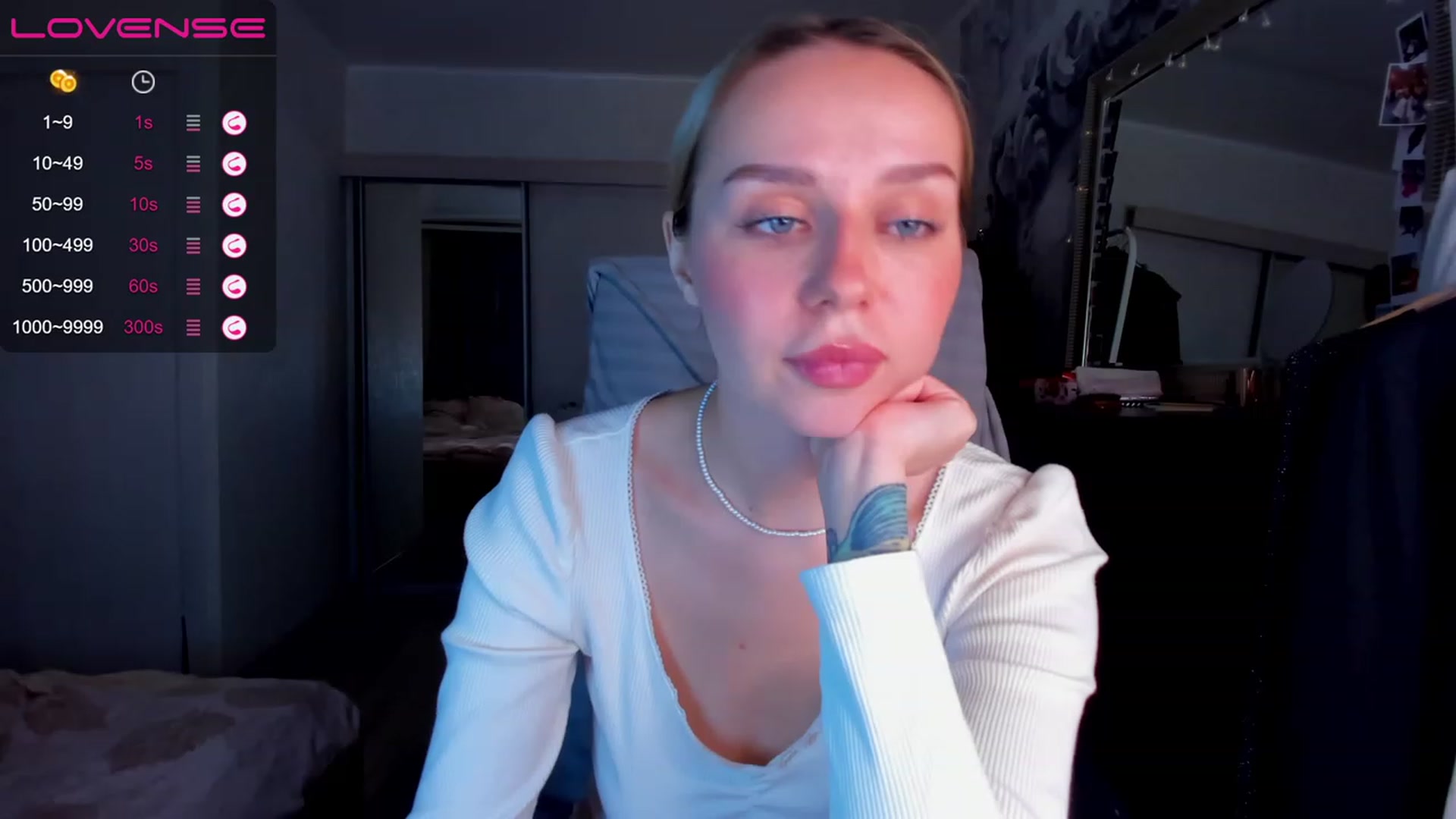 Gallery image thumbnail from Kittygirl18's myfreecams stream on, 11/21/2022, 20:12 image 14 of 20