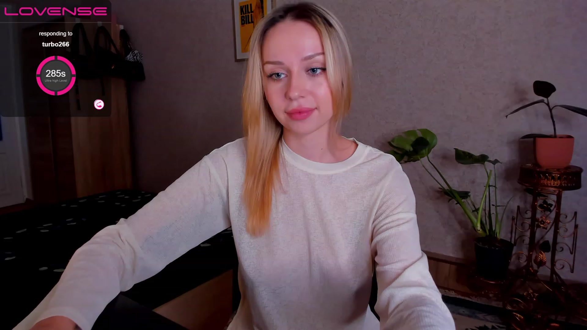 Gallery image thumbnail from Kittygirl18's myfreecams stream on, 12/11/2022, 18:56 image 17 of 20
