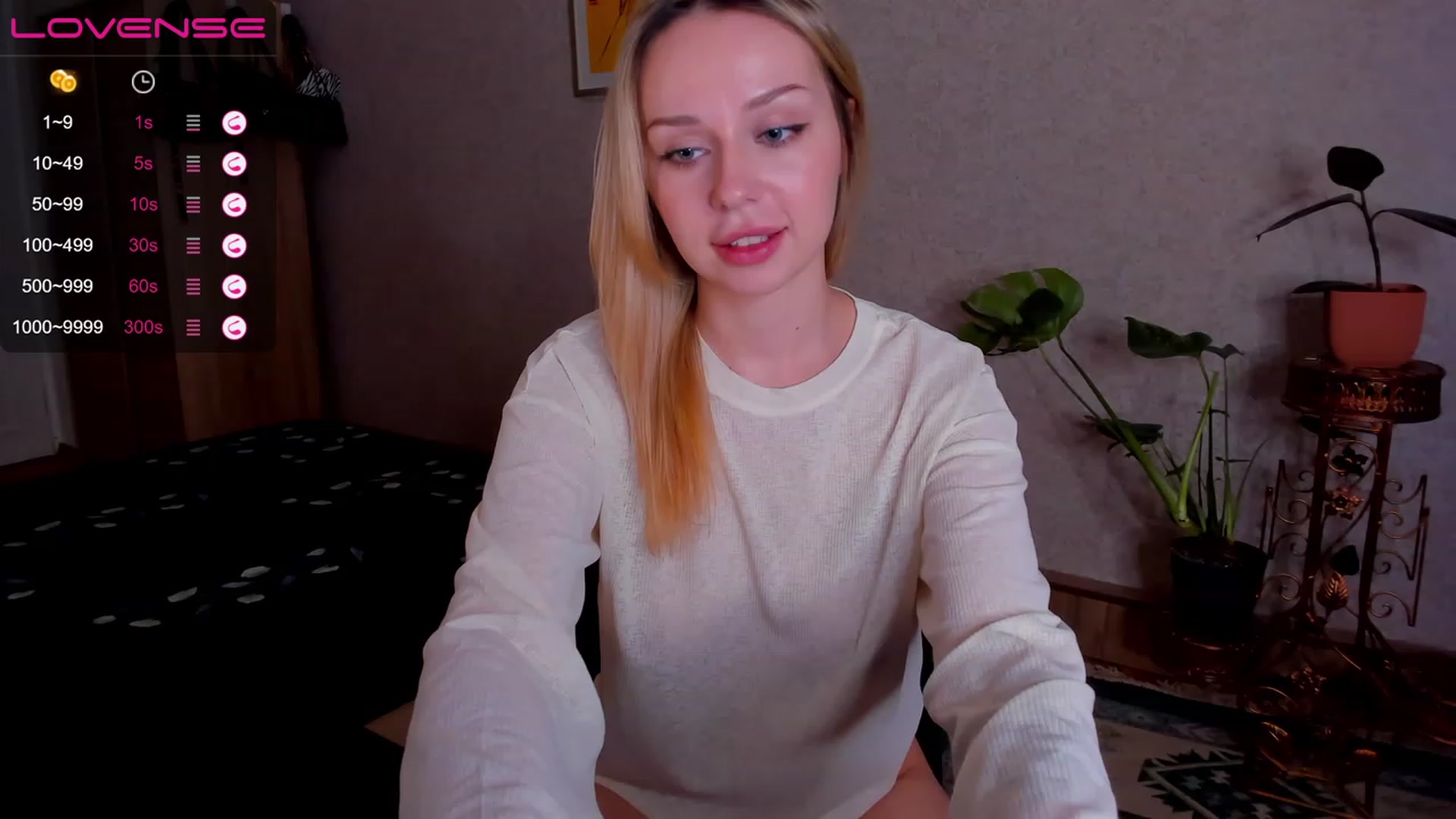 Gallery image thumbnail from Kittygirl18's myfreecams stream on, 12/11/2022, 18:56 image 13 of 20