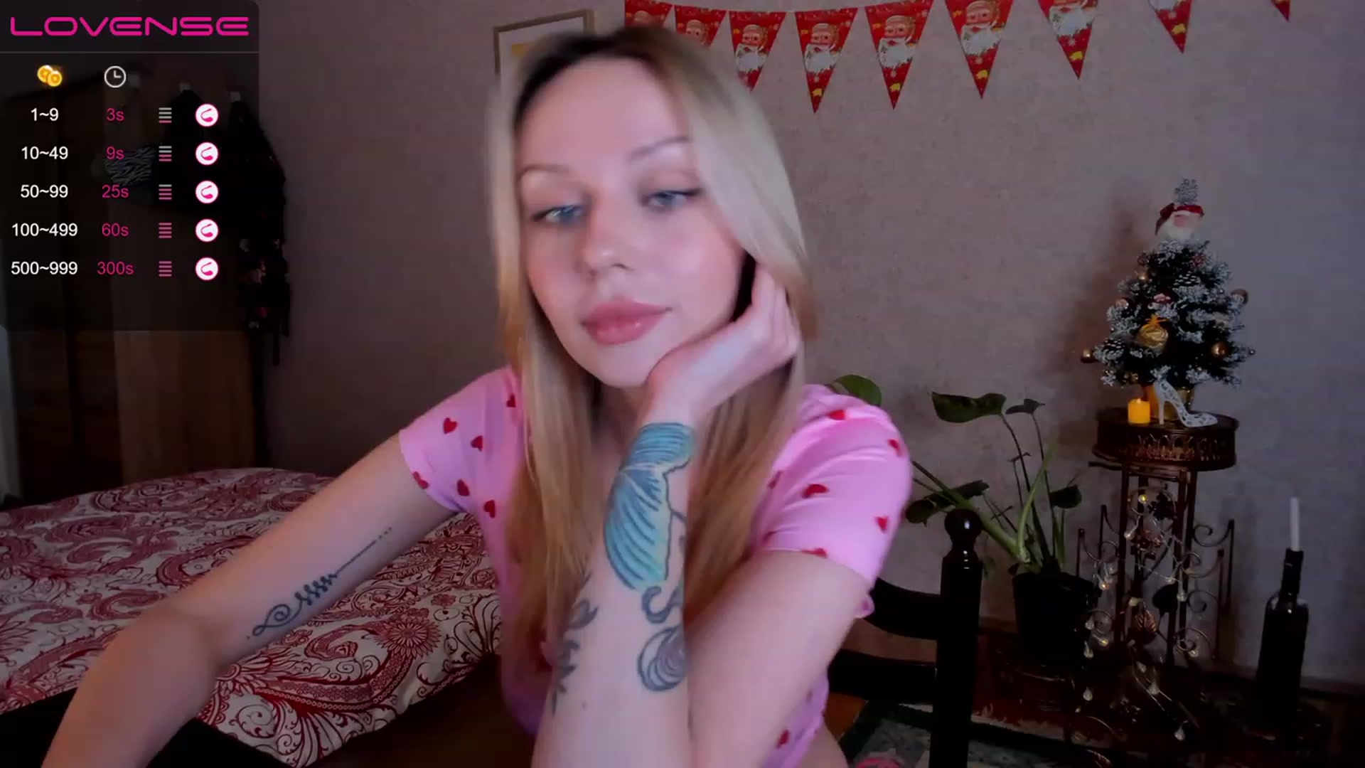 Gallery image thumbnail from Kittygirl18's myfreecams stream on, 12/24/2022, 20:23 image 17 of 20