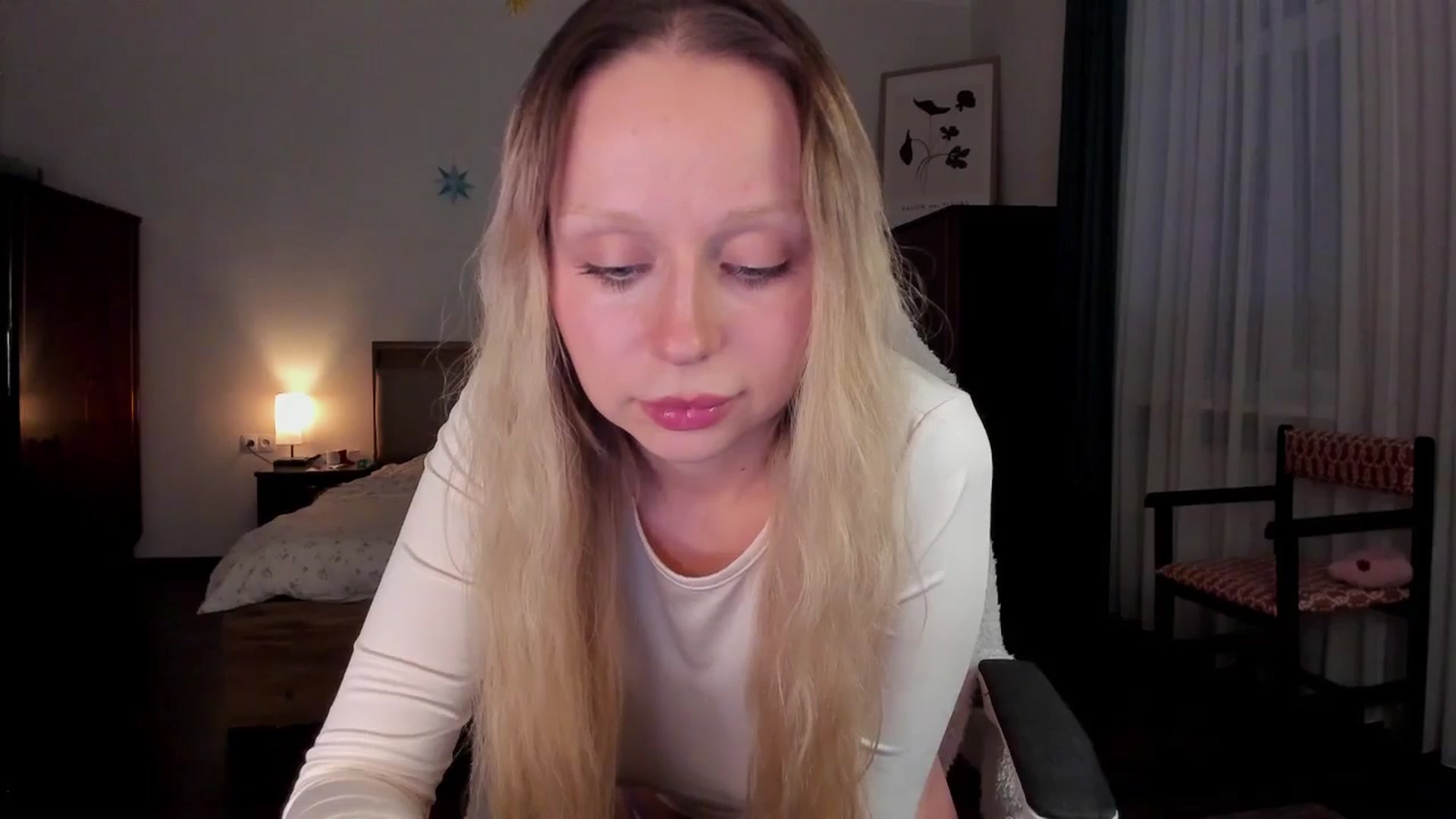 Gallery image thumbnail from Kittygirl18's myfreecams stream on, 12/26/2025, 18:28 image 15 of 20