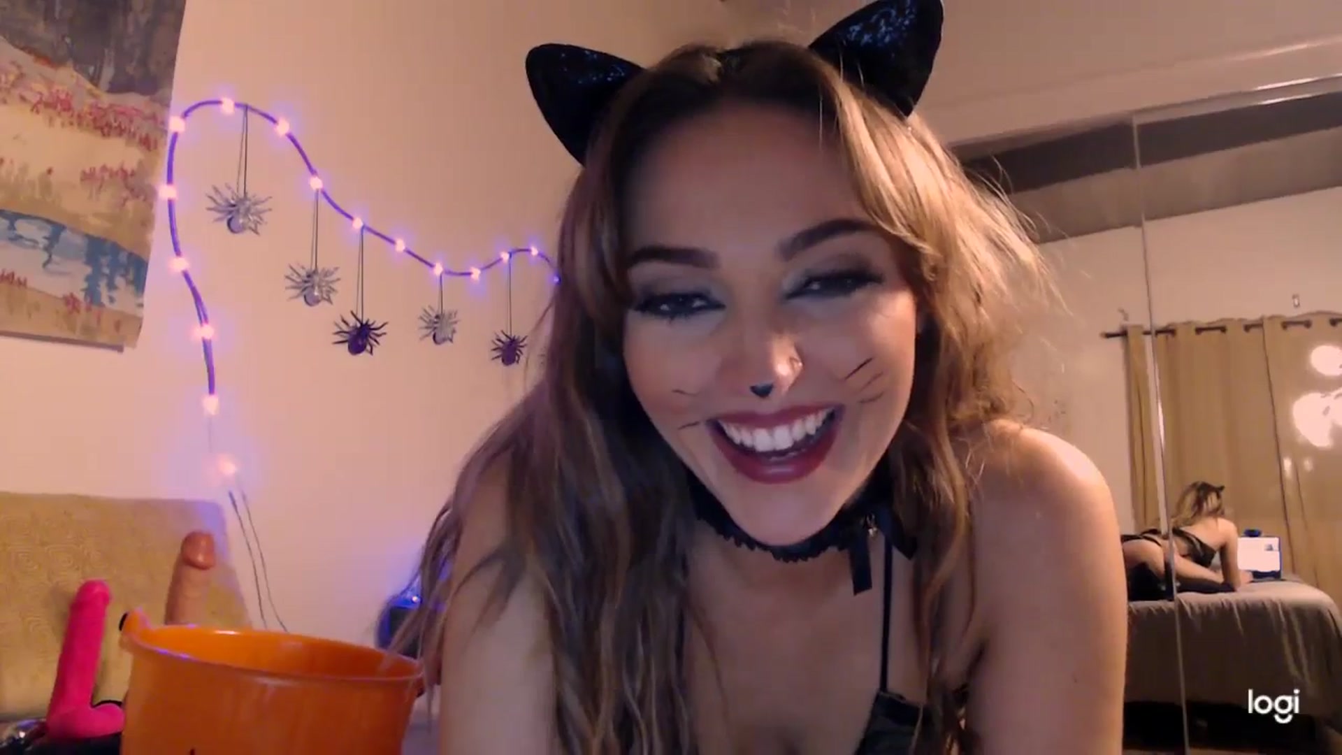 Gallery image thumbnail from KittygirlKat1's myfreecams stream on, 10/29/2023, 08:00 image 9 of 20