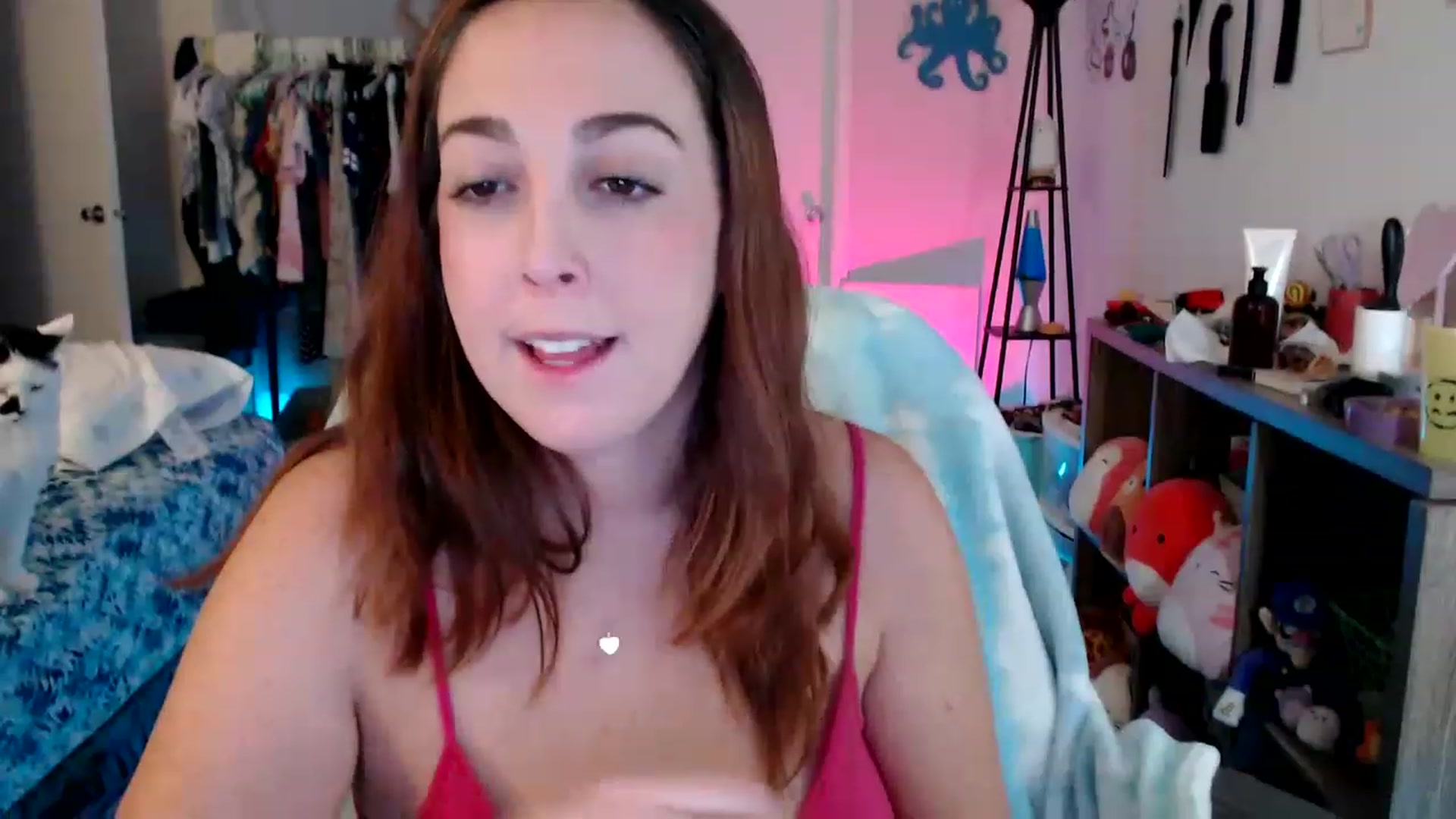 Gallery image thumbnail from Kittylacee's myfreecams stream on, 11/19/2022, 10:57 image 5 of 20