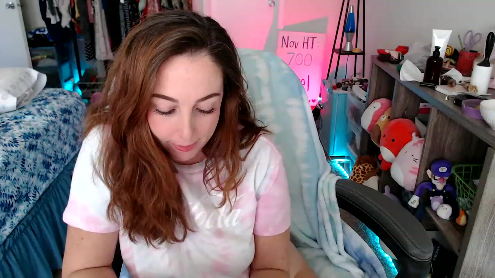 Gallery image thumbnail from Kittylacee's myfreecams stream on, 12/01/2022, 07:59 image 17 of 20