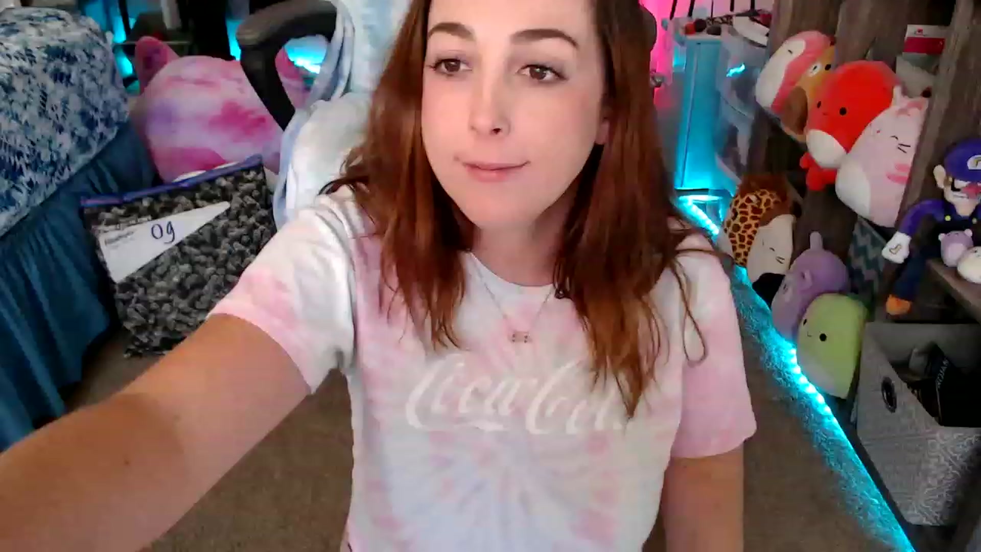 Gallery image thumbnail from Kittylacee's myfreecams stream on, 11/26/2022, 18:38 image 19 of 20
