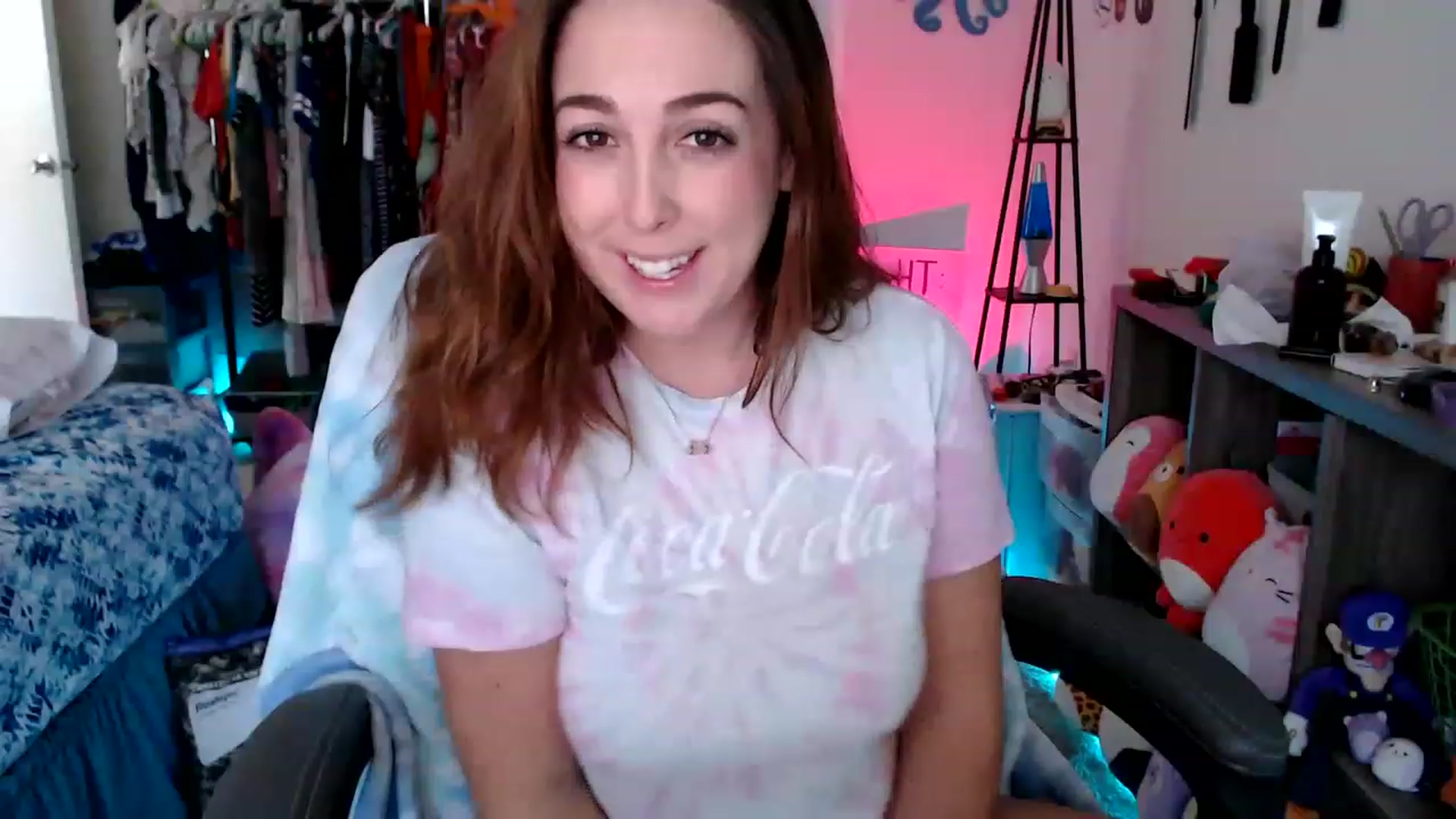 Gallery image thumbnail from Kittylacee's myfreecams stream on, 11/26/2022, 18:38 image 9 of 20