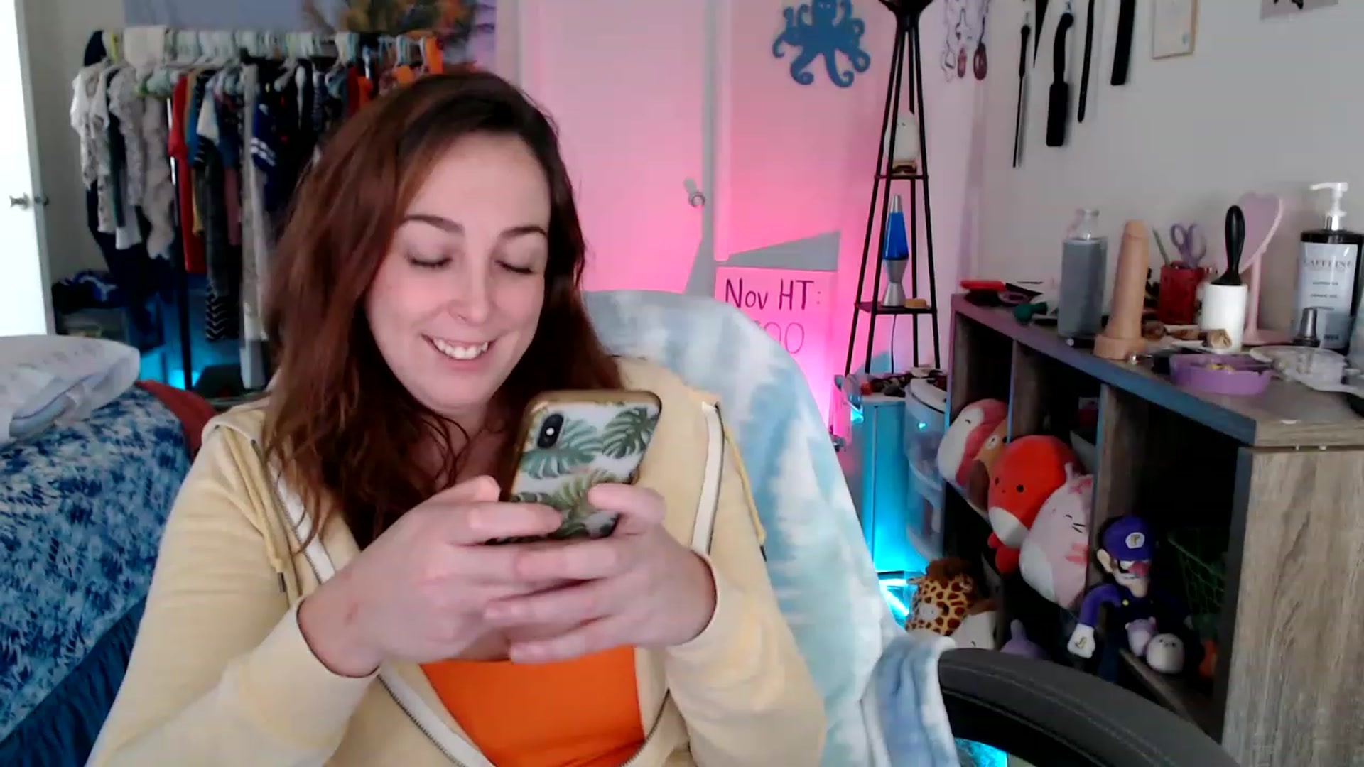 Gallery image thumbnail from Kittylacee's myfreecams stream on, 12/01/2022, 19:02 image 19 of 20