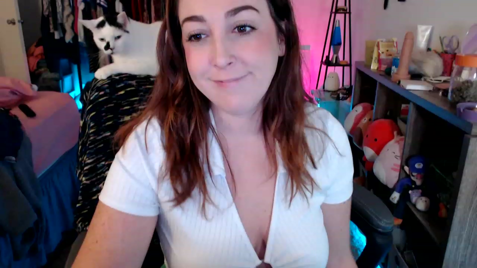 Gallery image thumbnail from Kittylacee's myfreecams stream on, 12/25/2022, 12:58 image 1 of 20