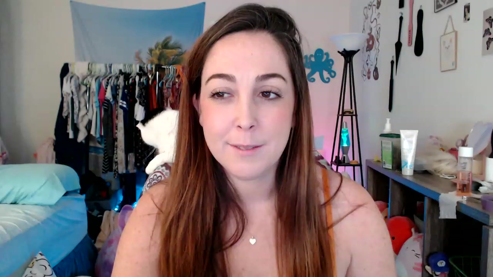 Gallery image thumbnail from Kittylacee's myfreecams stream on, 01/28/2023, 14:07 image 13 of 20