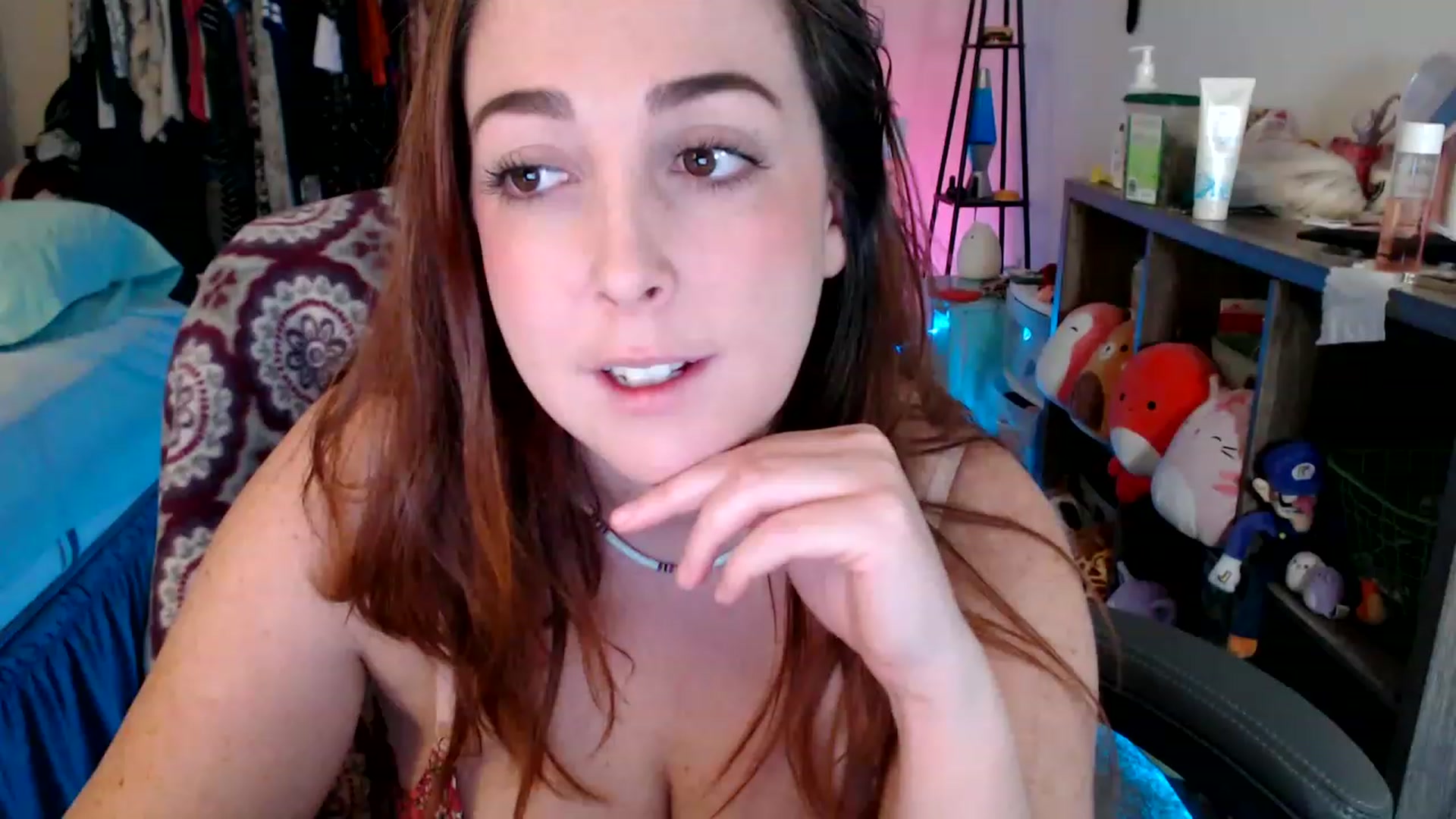 Gallery image thumbnail from Kittylacee's myfreecams stream on, 01/31/2023, 12:55 image 20 of 20