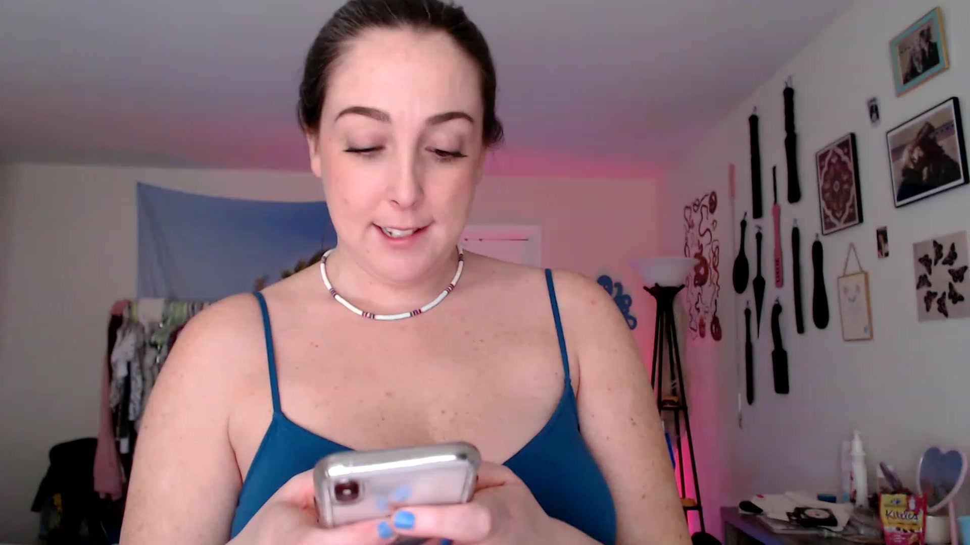 Gallery image thumbnail from Kittylacee's myfreecams stream on, 03/14/2023, 16:01 image 9 of 20
