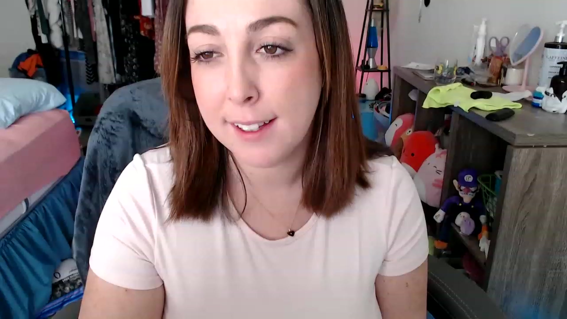 Gallery image thumbnail from Kittylacee's myfreecams stream on, 03/26/2023, 13:34 image 5 of 20