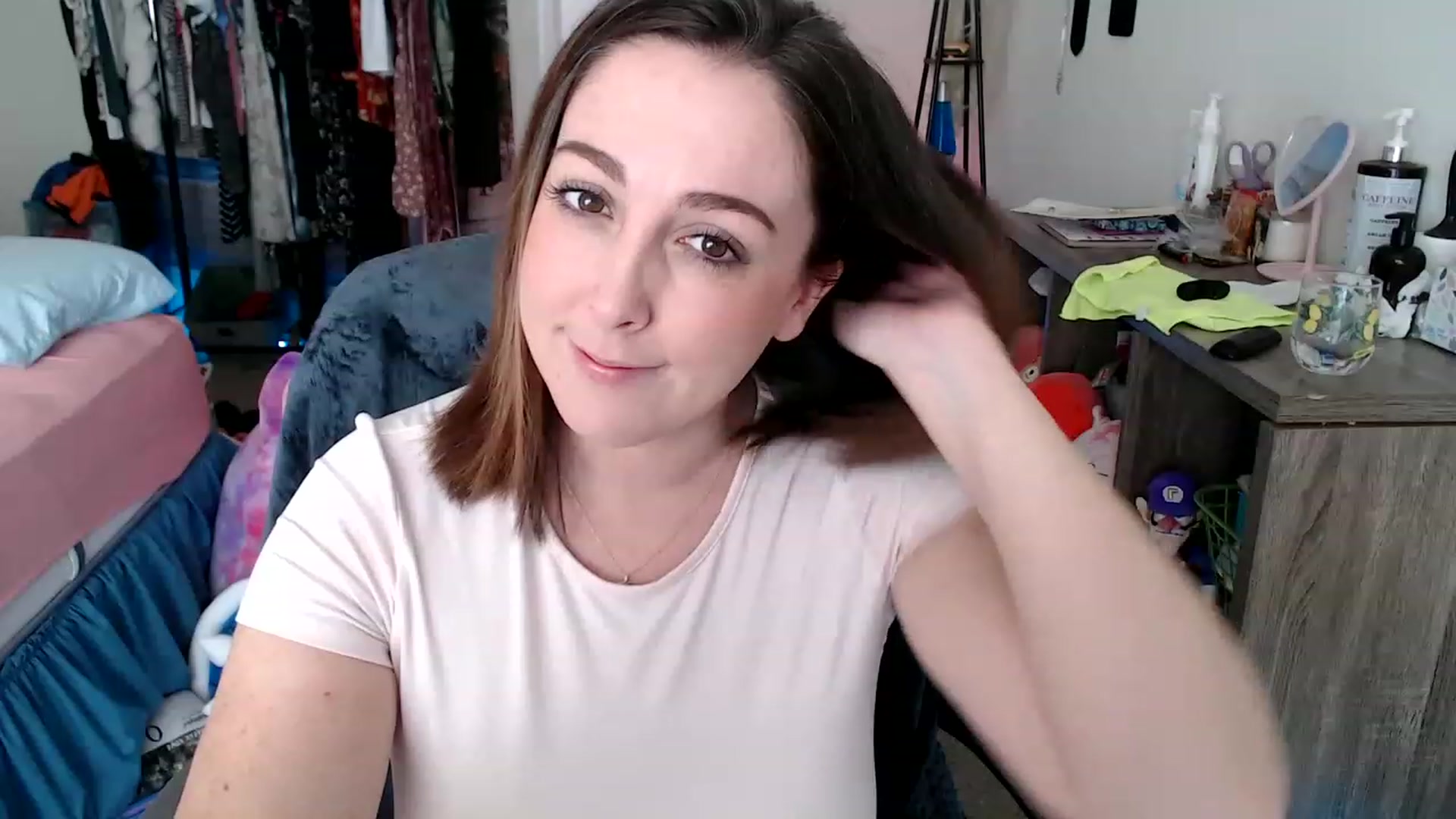 Gallery image thumbnail from Kittylacee's myfreecams stream on, 03/26/2023, 13:34 image 15 of 20