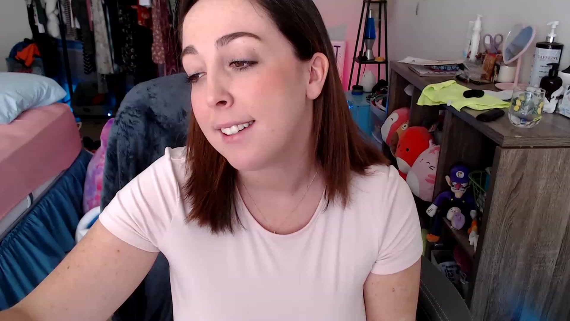 Gallery image thumbnail from Kittylacee's myfreecams stream on, 03/26/2023, 13:34 image 18 of 20