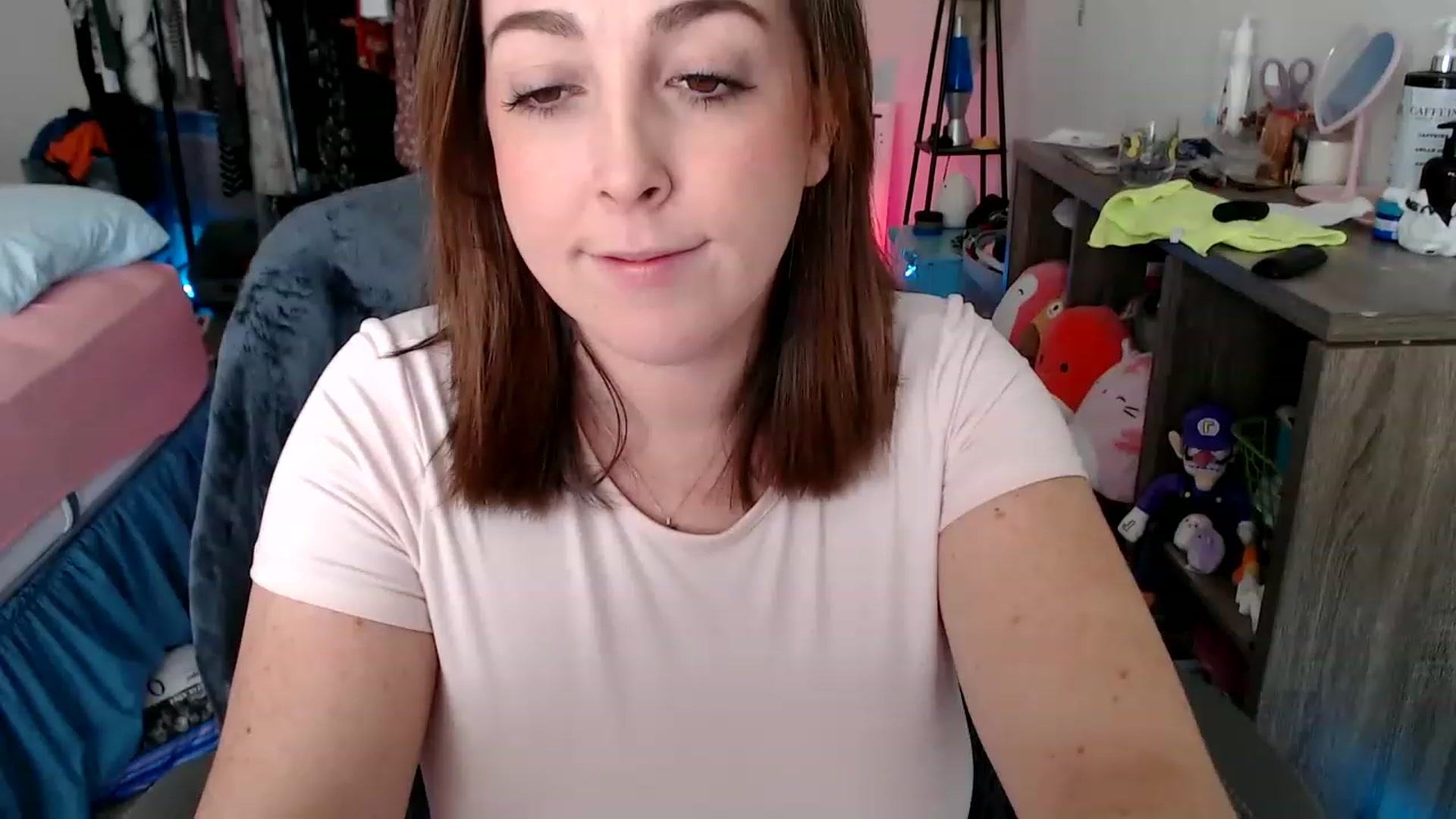 Gallery image thumbnail from Kittylacee's myfreecams stream on, 03/26/2023, 13:34 image 4 of 20