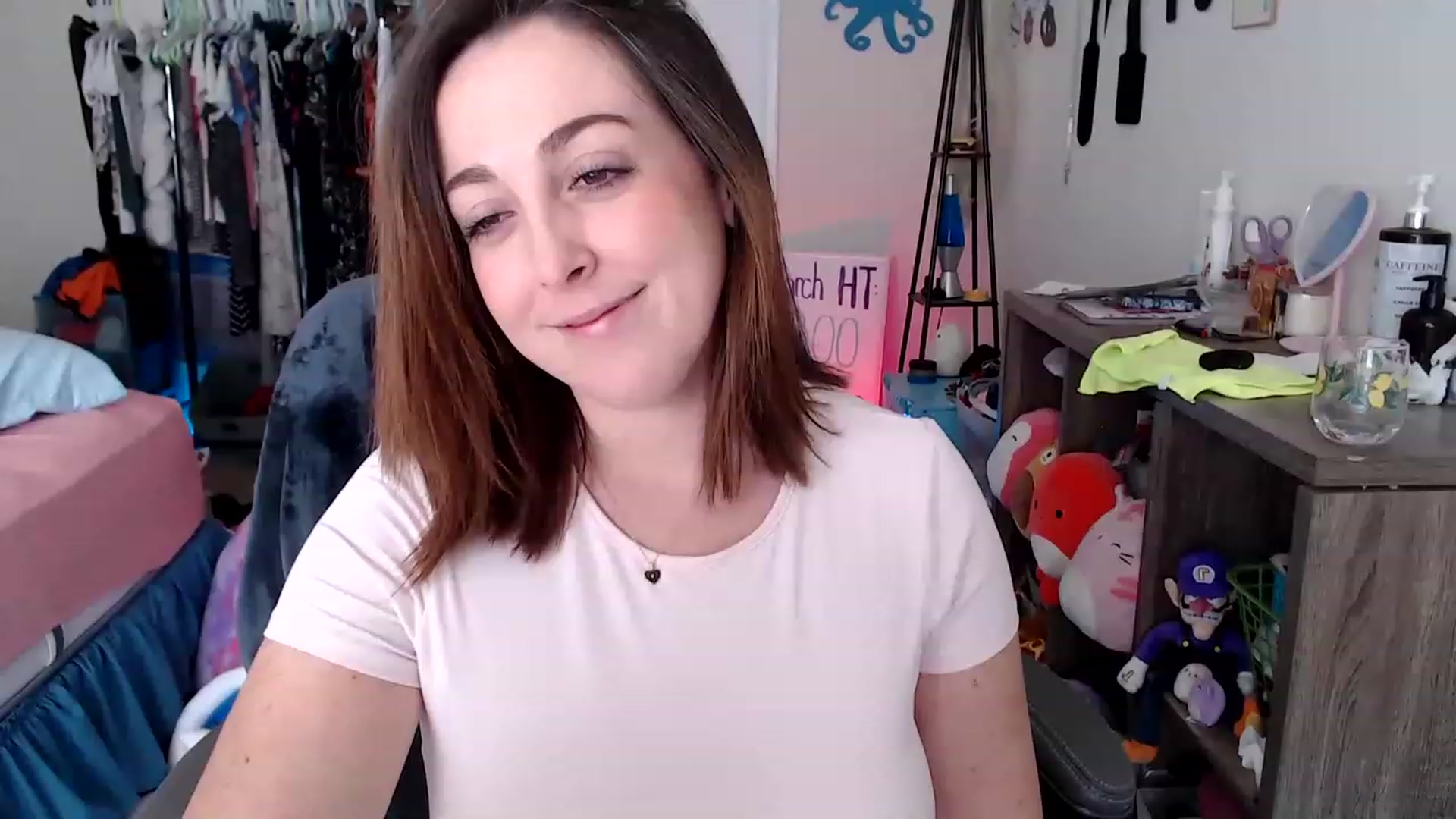Gallery image thumbnail from Kittylacee's myfreecams stream on, 03/26/2023, 15:49 image 18 of 20