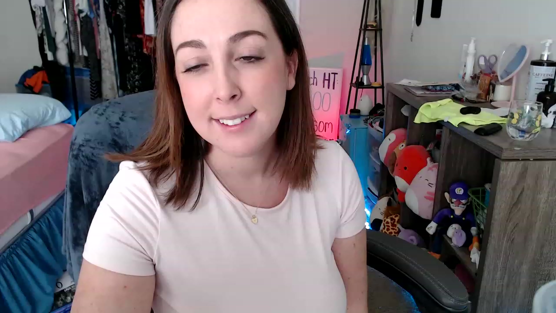 Gallery image thumbnail from Kittylacee's myfreecams stream on, 03/26/2023, 15:49 image 3 of 20