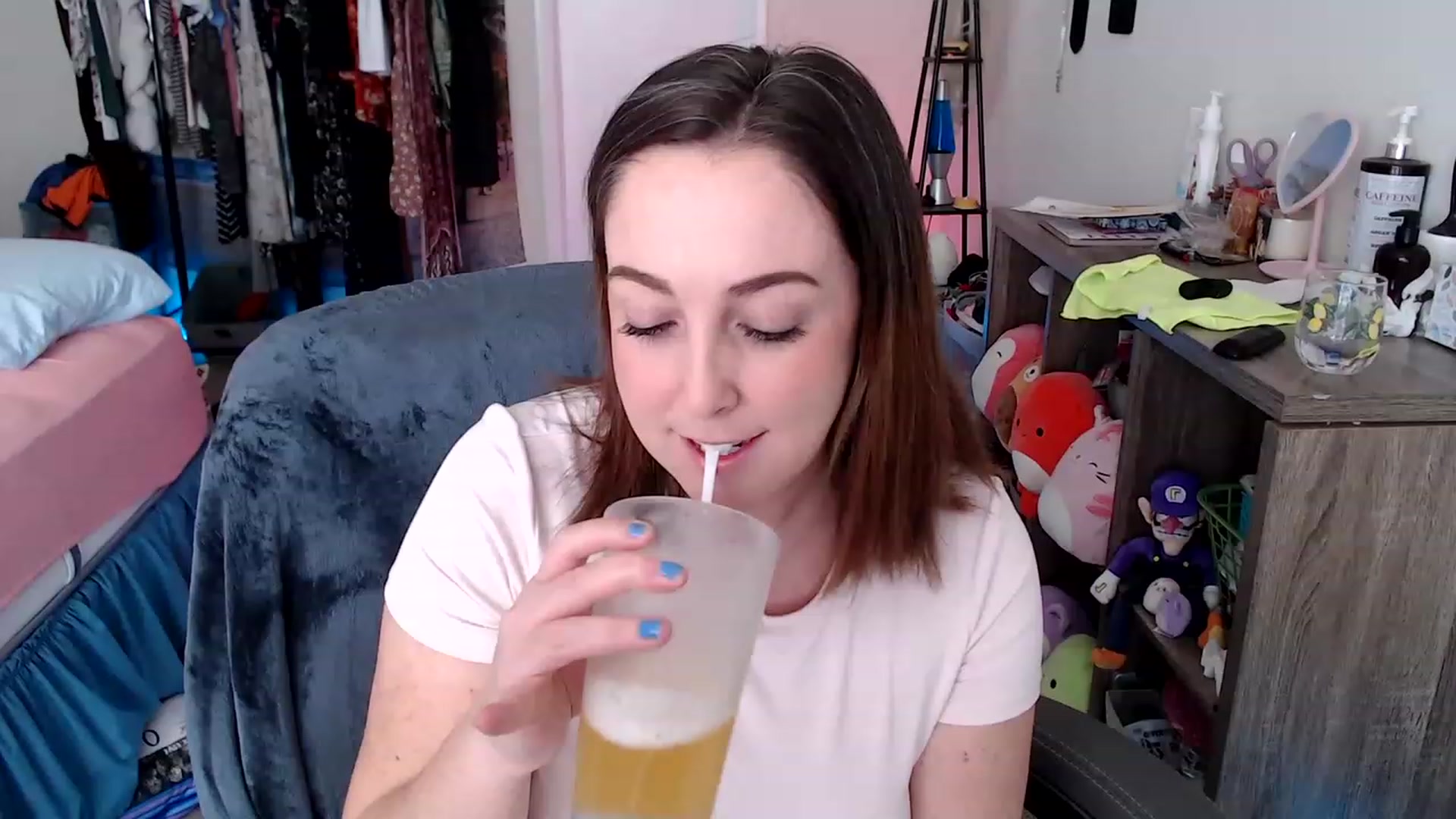 Gallery image thumbnail from Kittylacee's myfreecams stream on, 03/26/2023, 15:49 image 1 of 20