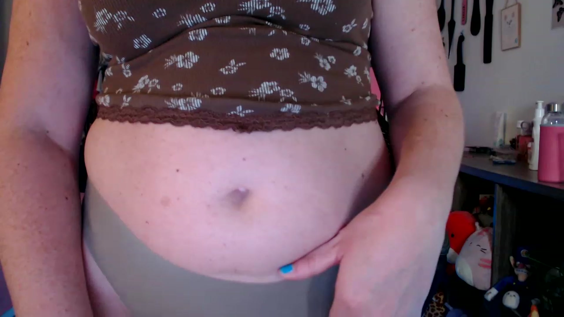 Gallery image thumbnail from Kittylacee's myfreecams stream on, 04/17/2023, 06:26 image 17 of 20