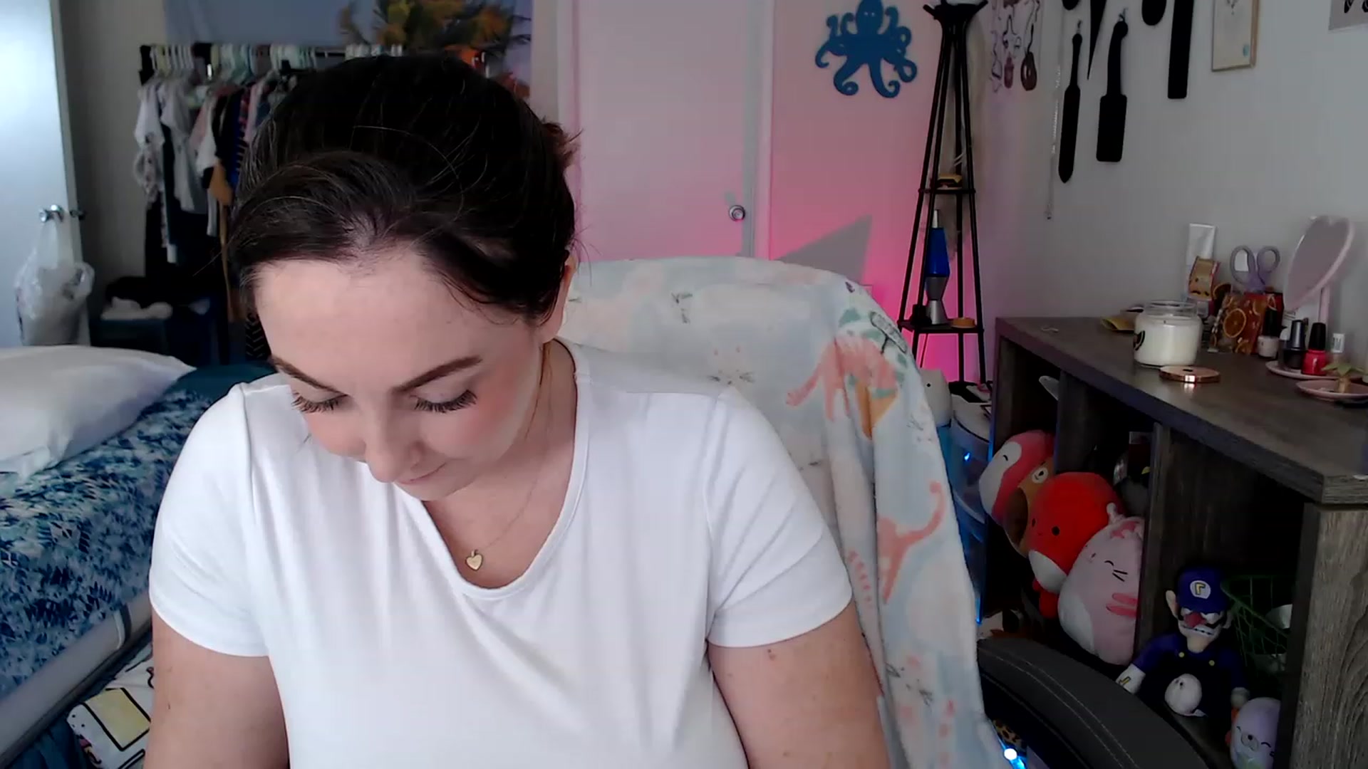 Gallery image thumbnail from Kittylacee's myfreecams stream on, 06/04/2023, 12:37 image 11 of 20