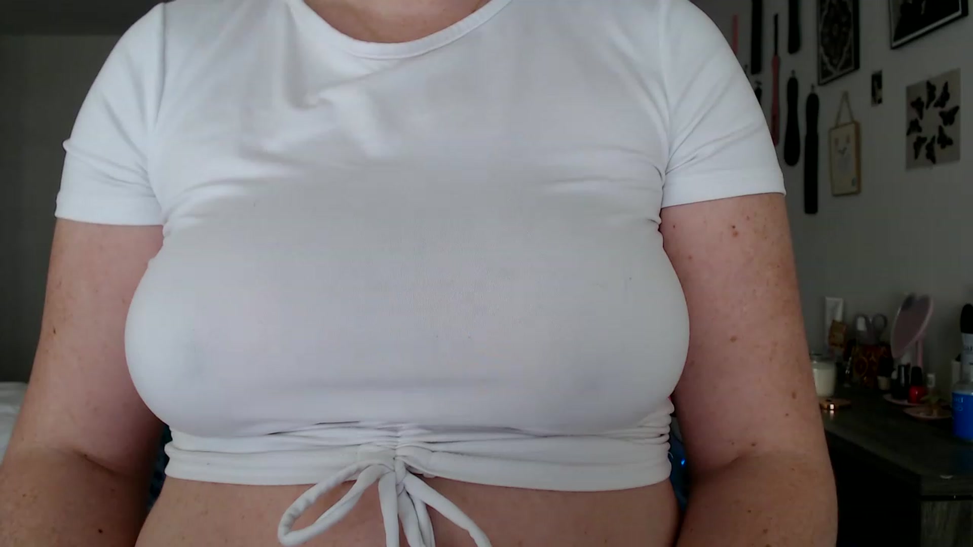 Gallery image thumbnail from Kittylacee's myfreecams stream on, 06/04/2023, 13:47 image 17 of 20