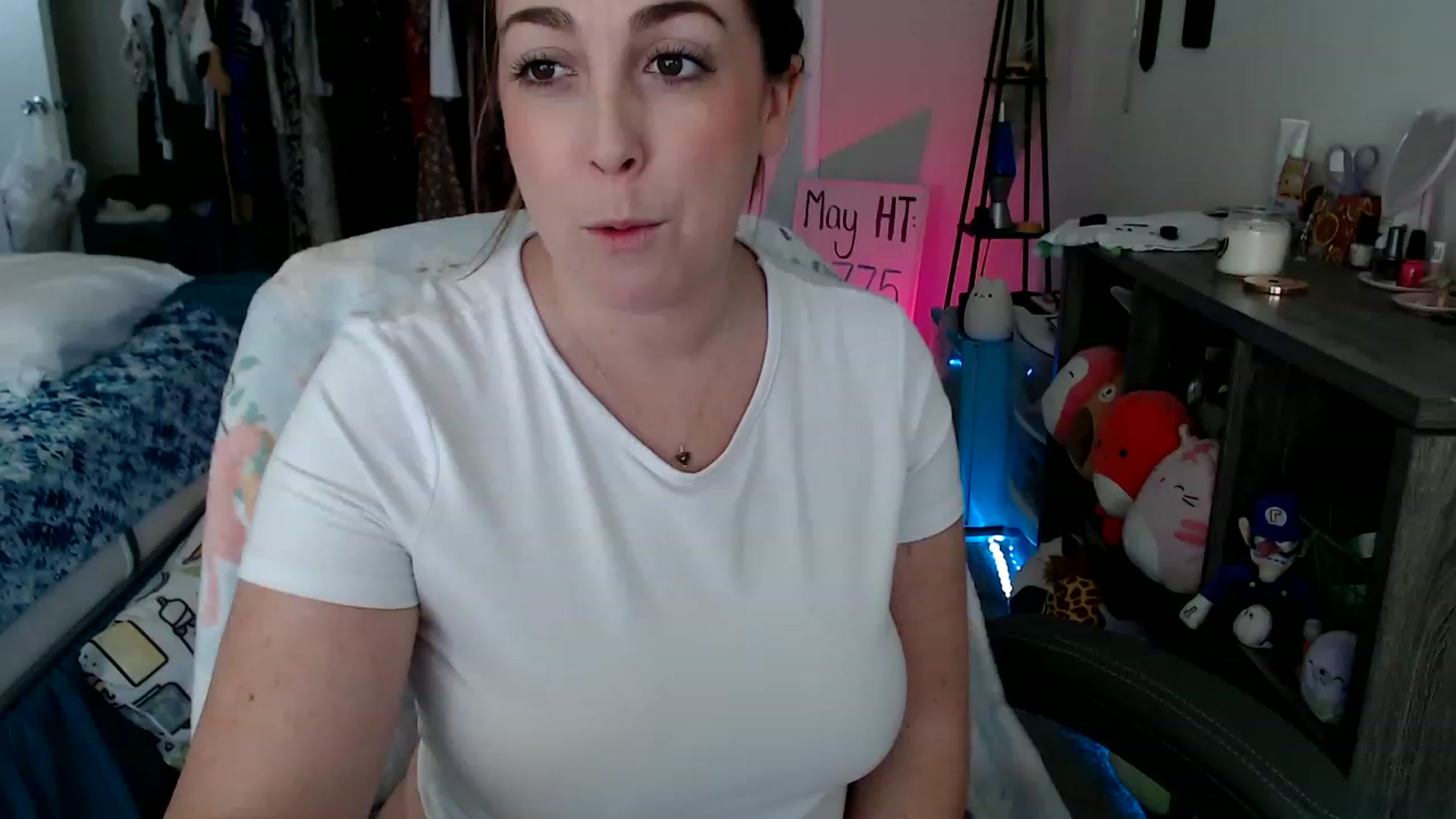 Gallery image thumbnail from Kittylacee's myfreecams stream on, 06/04/2023, 13:47 image 2 of 20