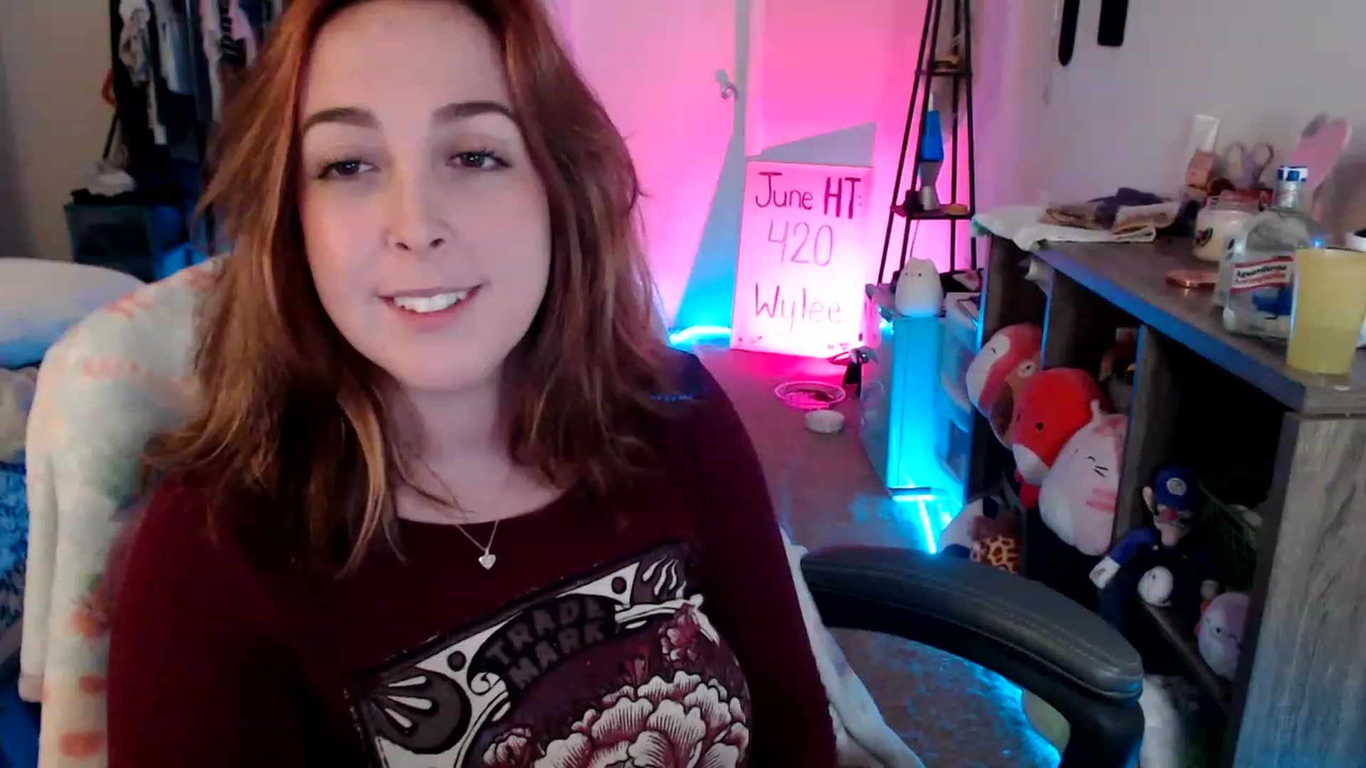 Gallery image thumbnail from Kittylacee's myfreecams stream on, 06/16/2023, 08:32 image 18 of 20