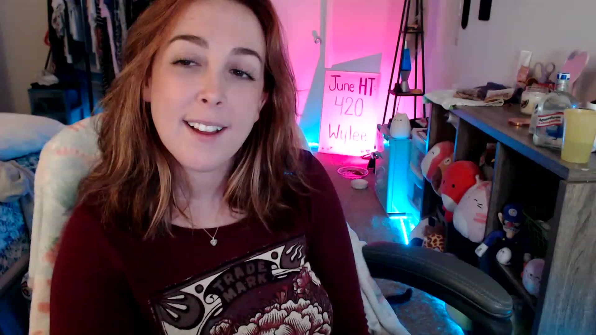 Gallery image thumbnail from Kittylacee's myfreecams stream on, 06/16/2023, 08:32 image 19 of 20
