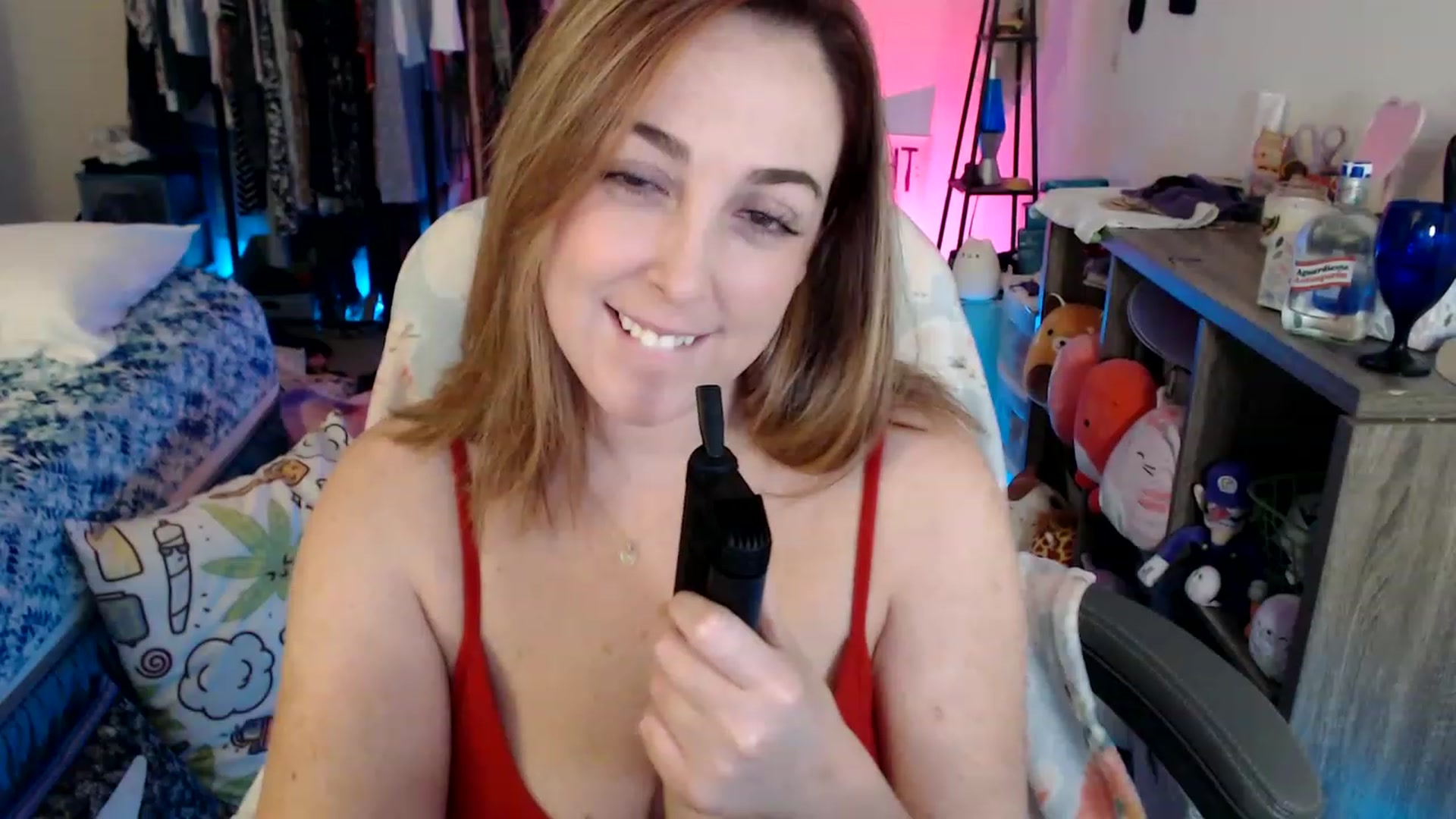 Gallery image thumbnail from Kittylacee's myfreecams stream on, 06/24/2023, 11:05 image 17 of 20