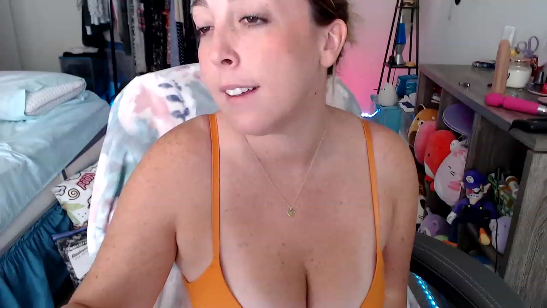 Gallery image thumbnail from Kittylacee's myfreecams stream on, 08/23/2023, 15:57 image 20 of 20