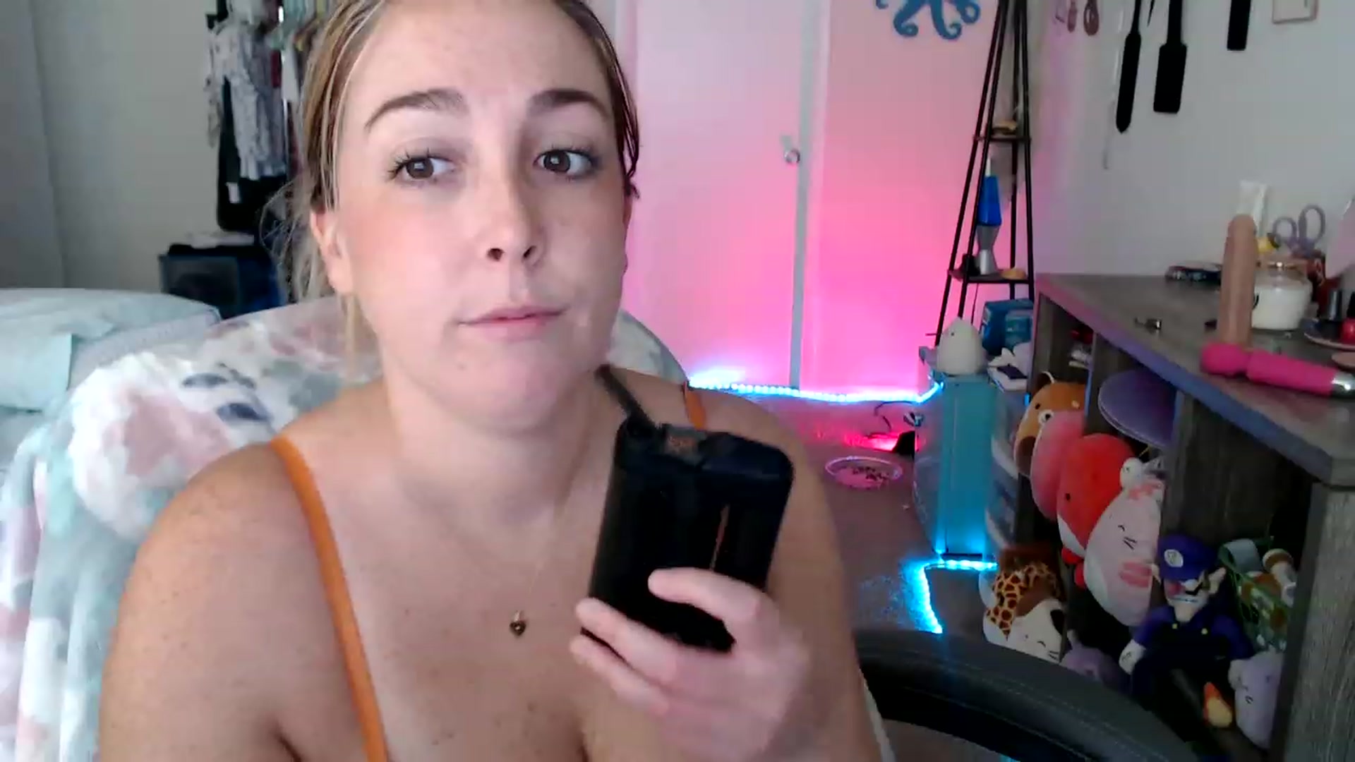 Gallery image thumbnail from Kittylacee's myfreecams stream on, 08/23/2023, 15:57 image 8 of 20