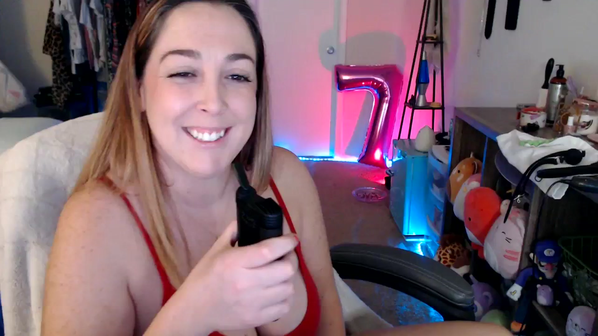 Gallery image thumbnail from Kittylacee's myfreecams stream on, 12/07/2023, 13:23 image 8 of 20