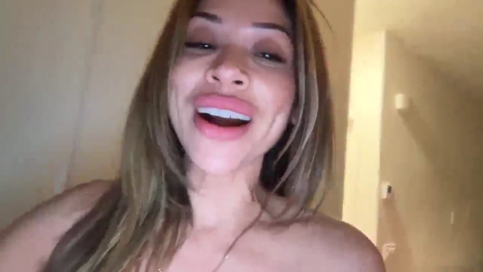 Gallery image thumbnail from Kittylick420's myfreecams stream on, 08/08/2025, 08:45 image 8 of 20
