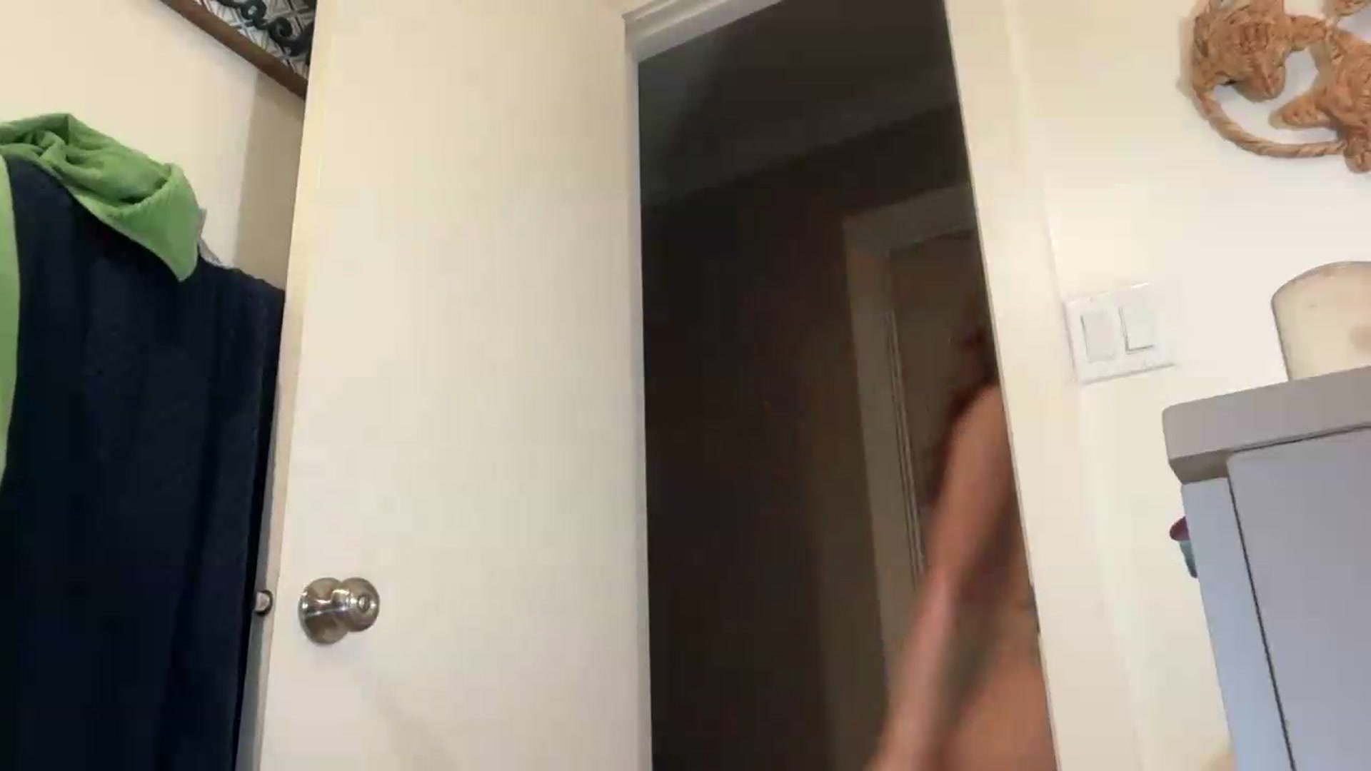 Gallery image thumbnail from Kittylick420's myfreecams stream on, 08/20/2026, 15:47 image 3 of 20
