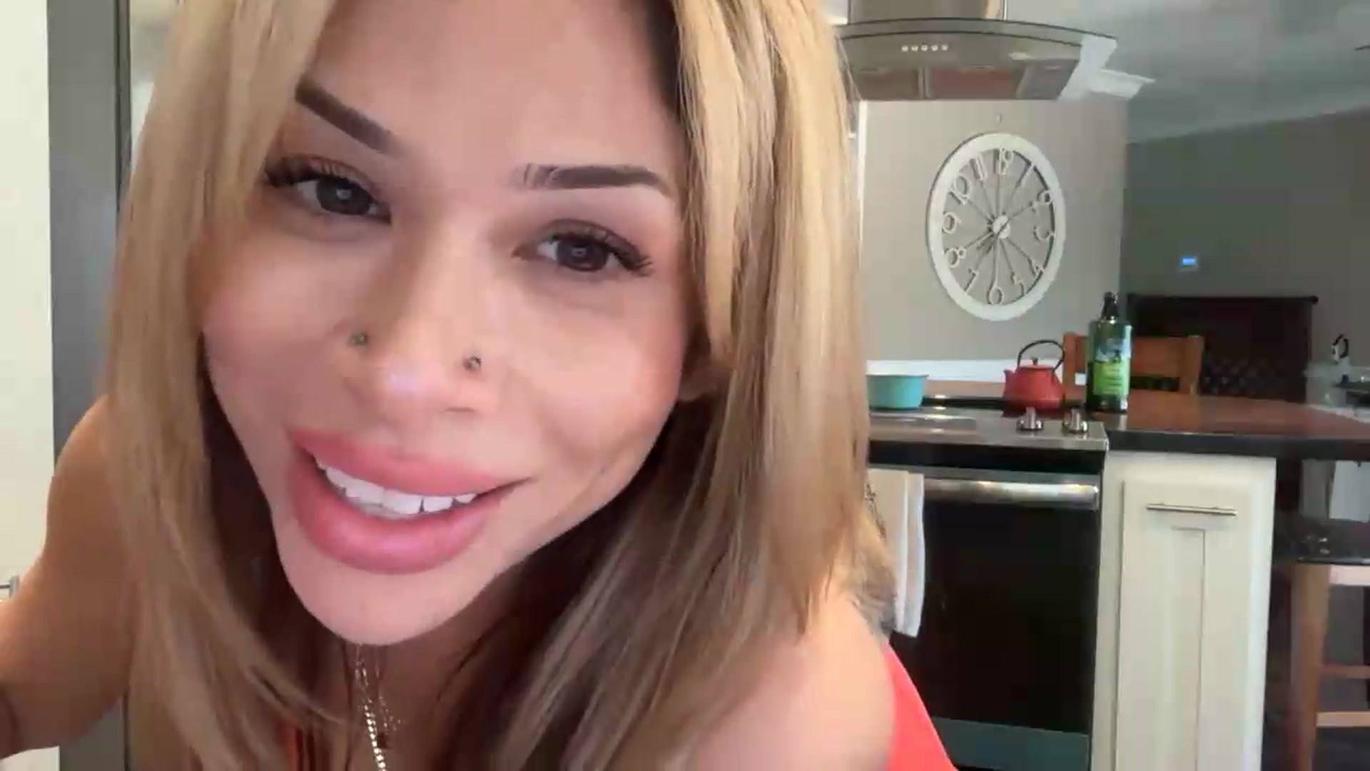 Gallery image thumbnail from Kittylick420's myfreecams stream on, 08/30/2026, 20:39 image 8 of 20