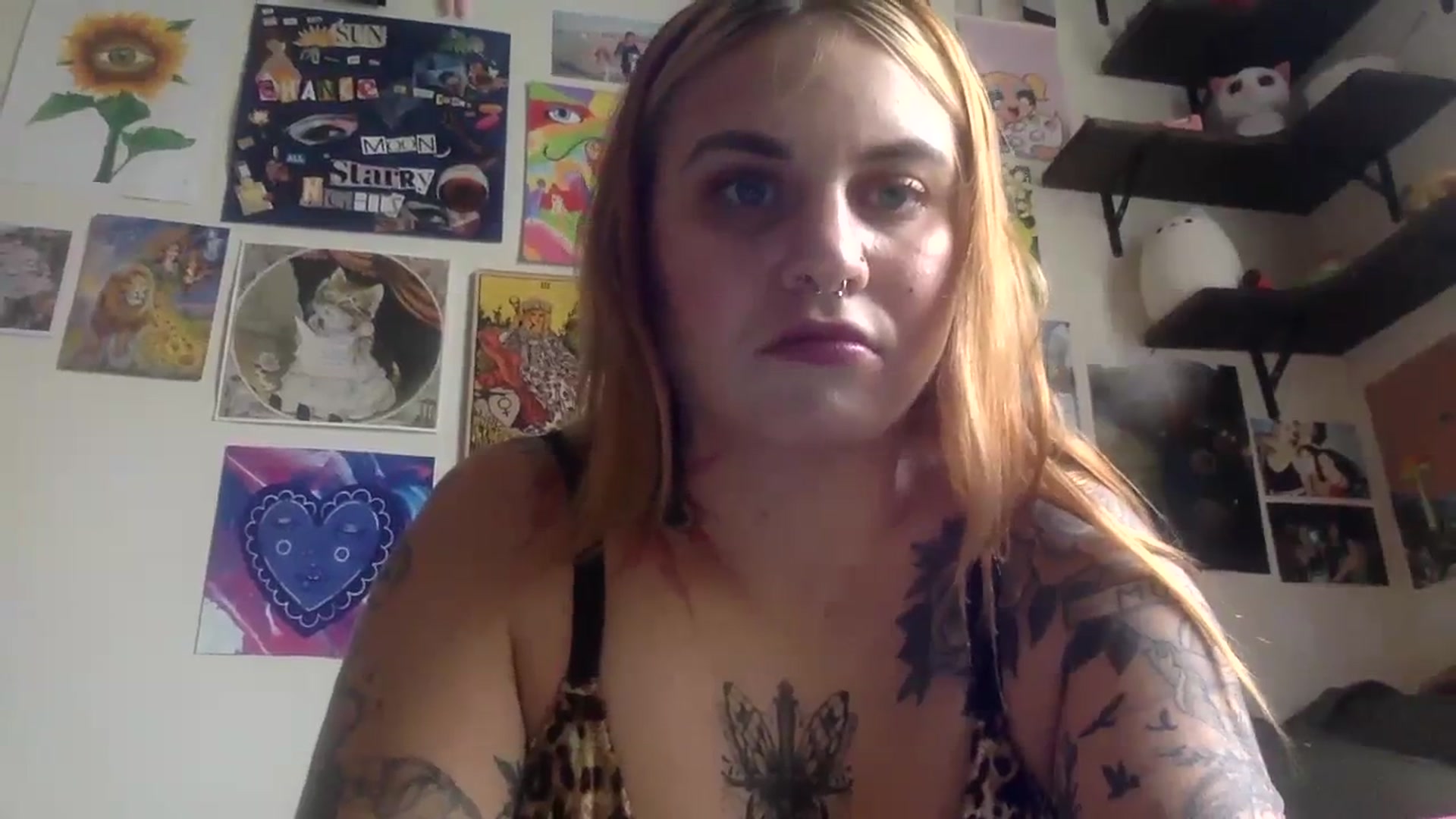 Gallery image thumbnail from Kittyplaypen1's myfreecams stream on, 08/17/2023, 18:28 image 7 of 20