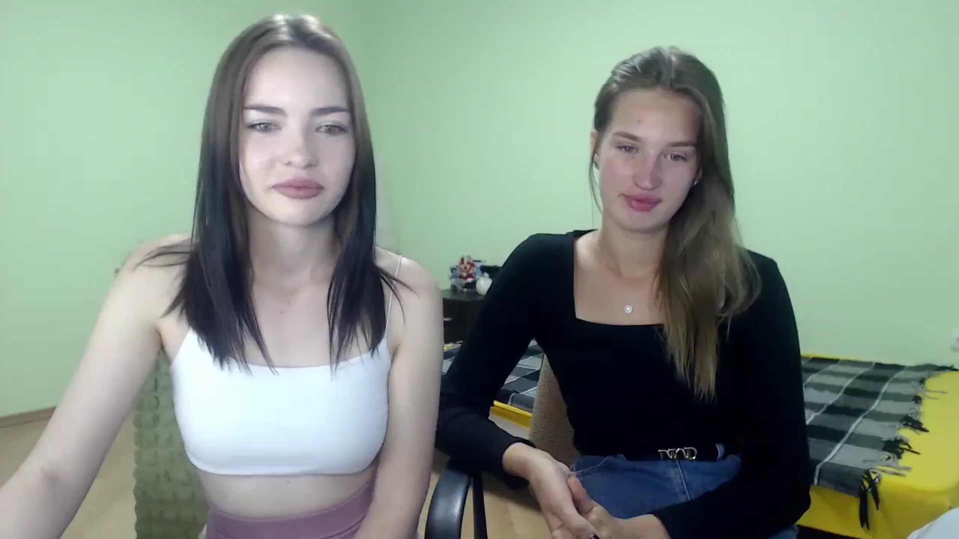 Gallery image thumbnail from Kittyy_blackk's myfreecams stream on, 08/11/2023, 08:10 image 18 of 20